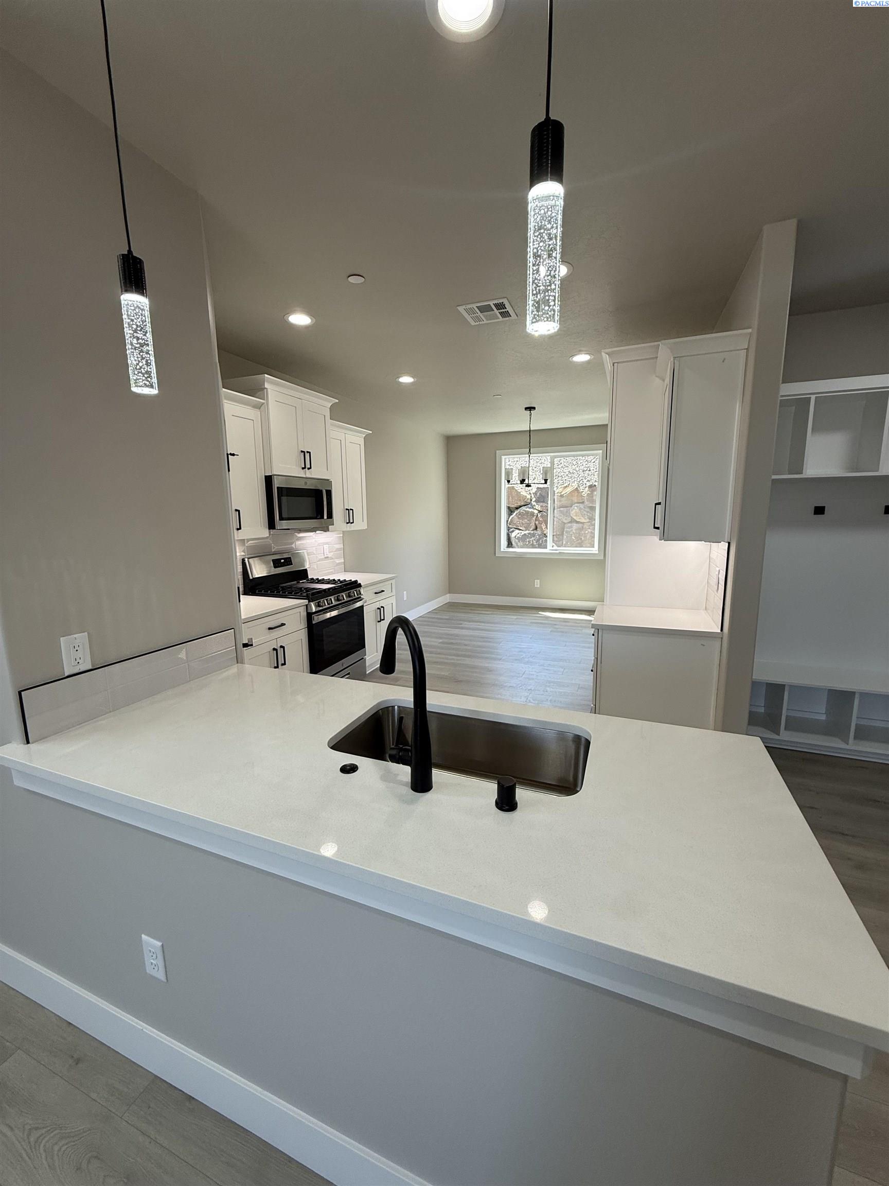 774 Rio Vista Loop Lot 46, Richland, WA 99352