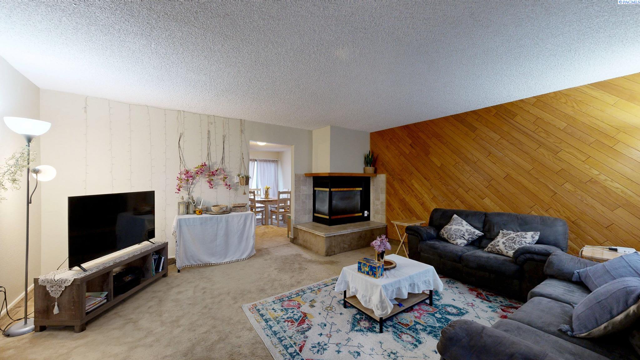 Homes for sale in Pullman, WA | 600 Sw Crestview Dr, Pullman, WA 99163 | MLS# 290352