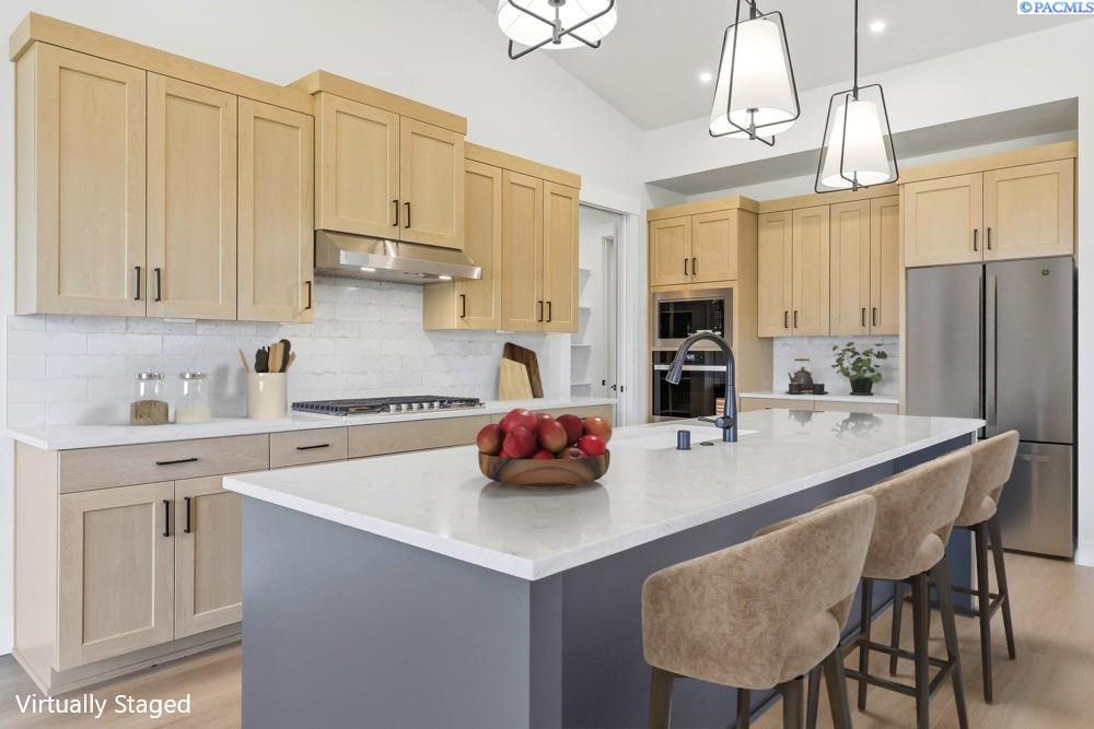 5712 Flathead Ave, Pasco, WA 99301