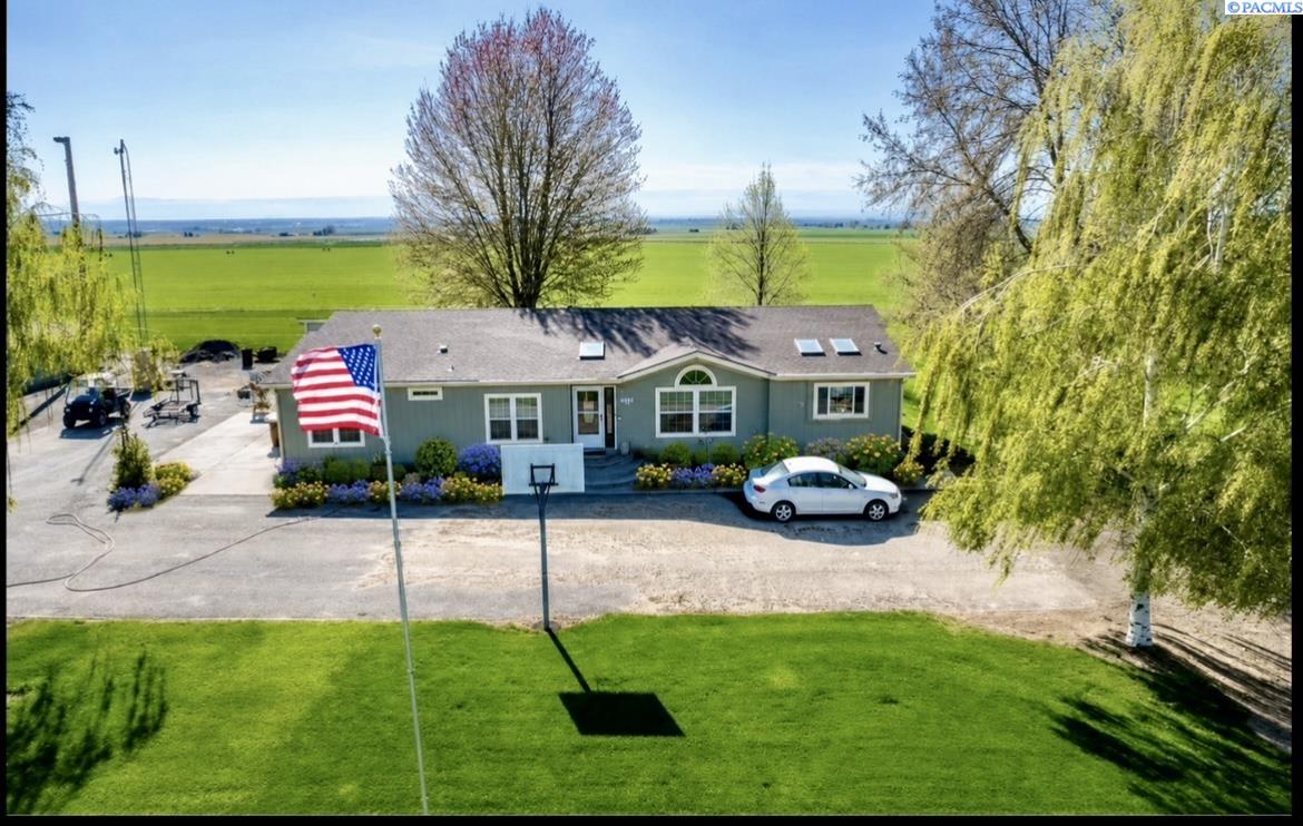 4921 Dogwood Rd, Pasco, WA 99301