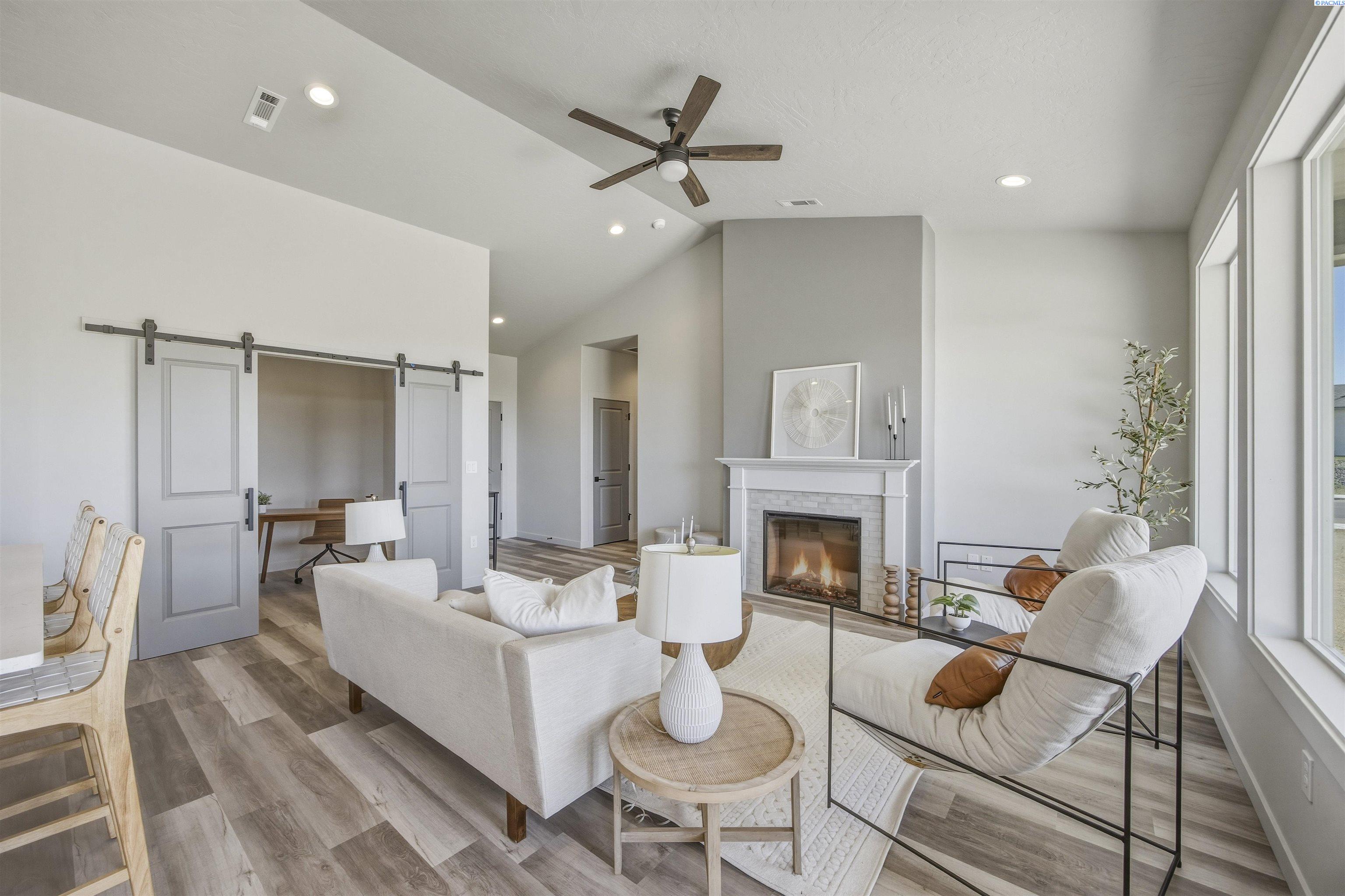 2914 Helena St, Pasco, WA 99301