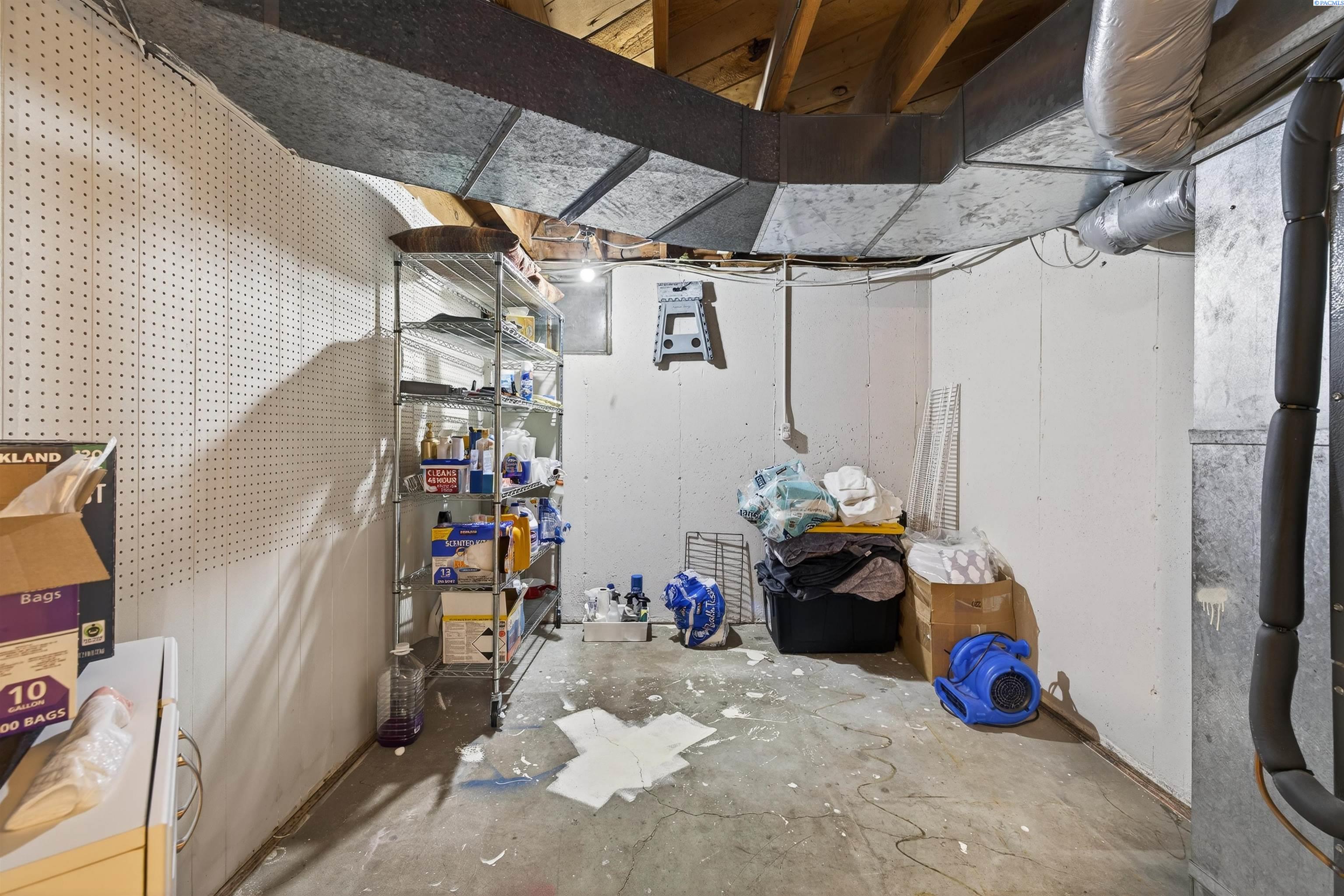 1811 11th Ave, Kennewick, WA 99336