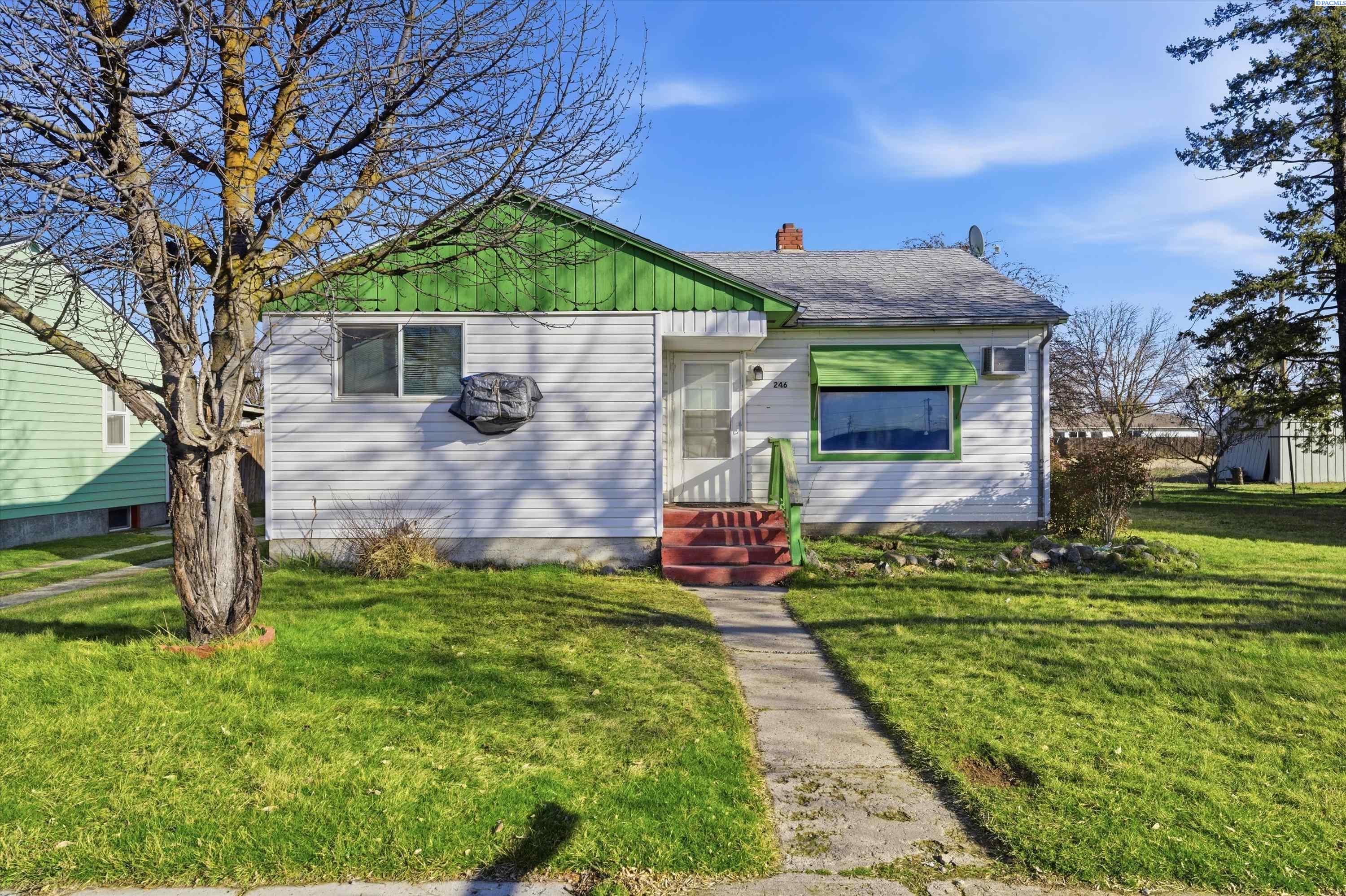 246 S Burke, Connell, WA 99326