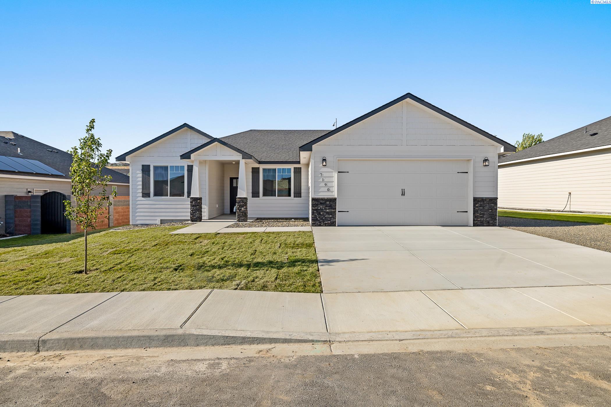 218 Packer St, Prosser, WA 99350
