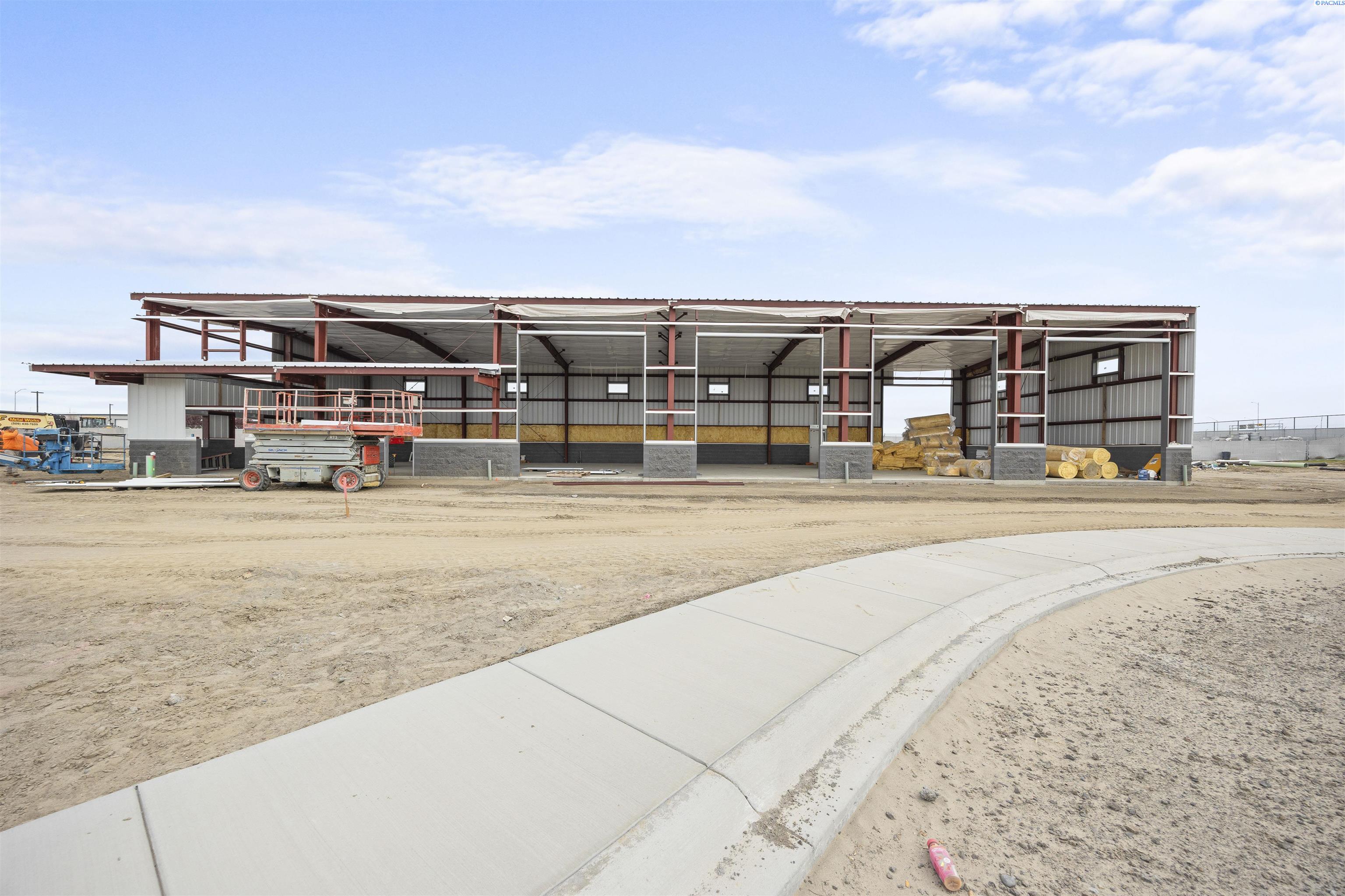 1342 Saint Helens St, Pasco, WA 99301