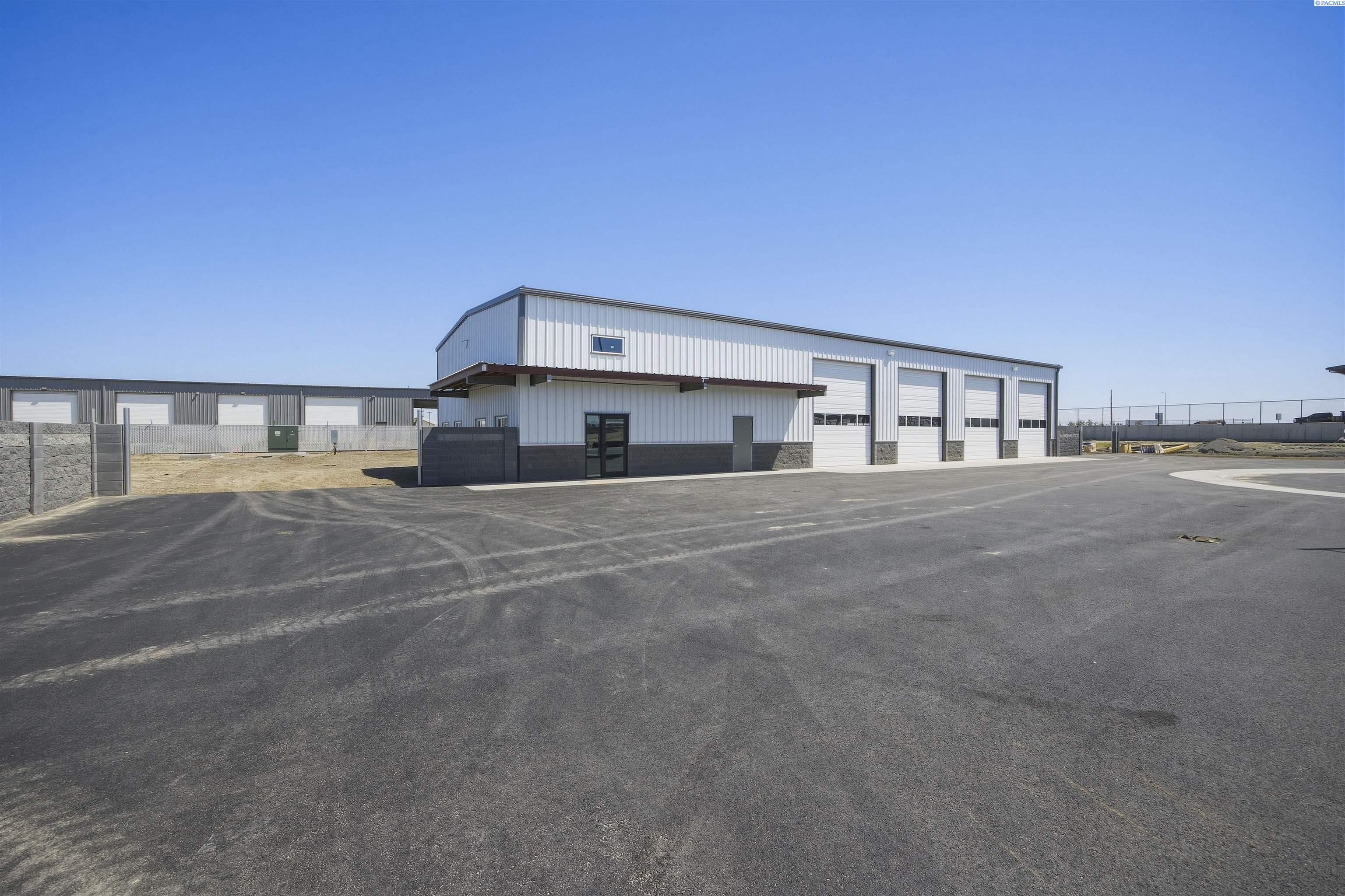 1342 Saint Helens St, Pasco, WA 99301