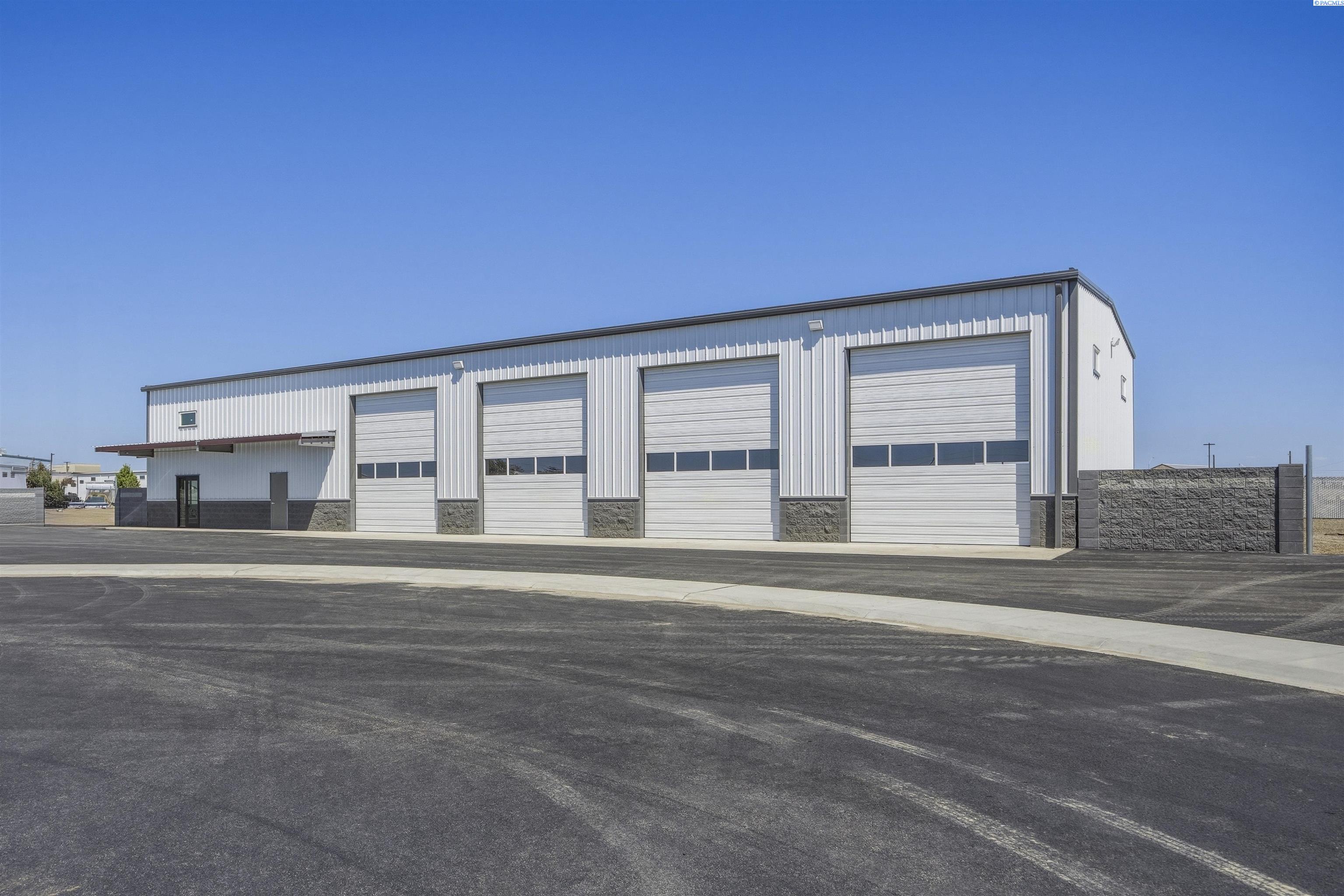 1342 Saint Helens St, Pasco, WA 99301