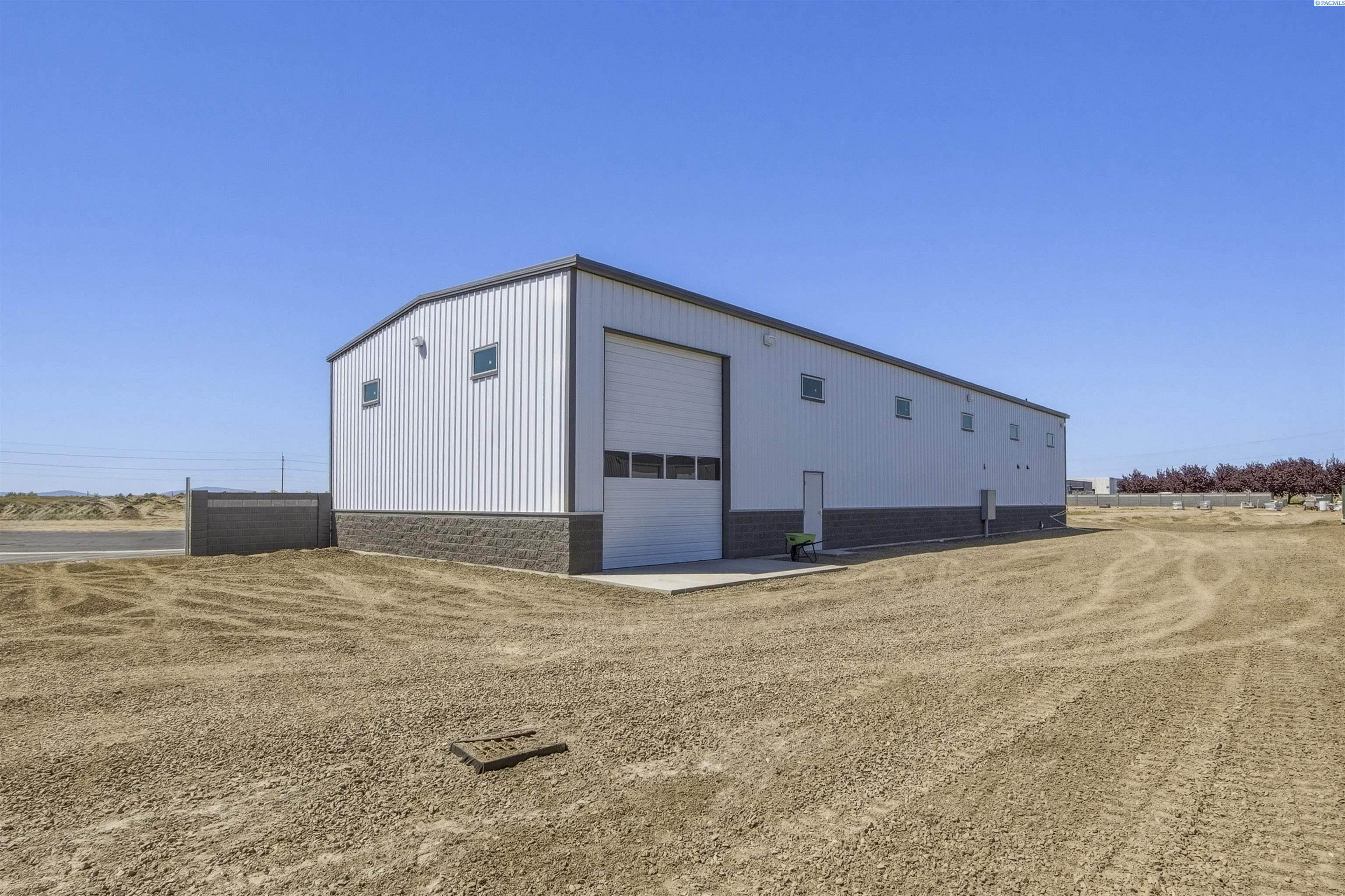 1342 Saint Helens St, Pasco, WA 99301