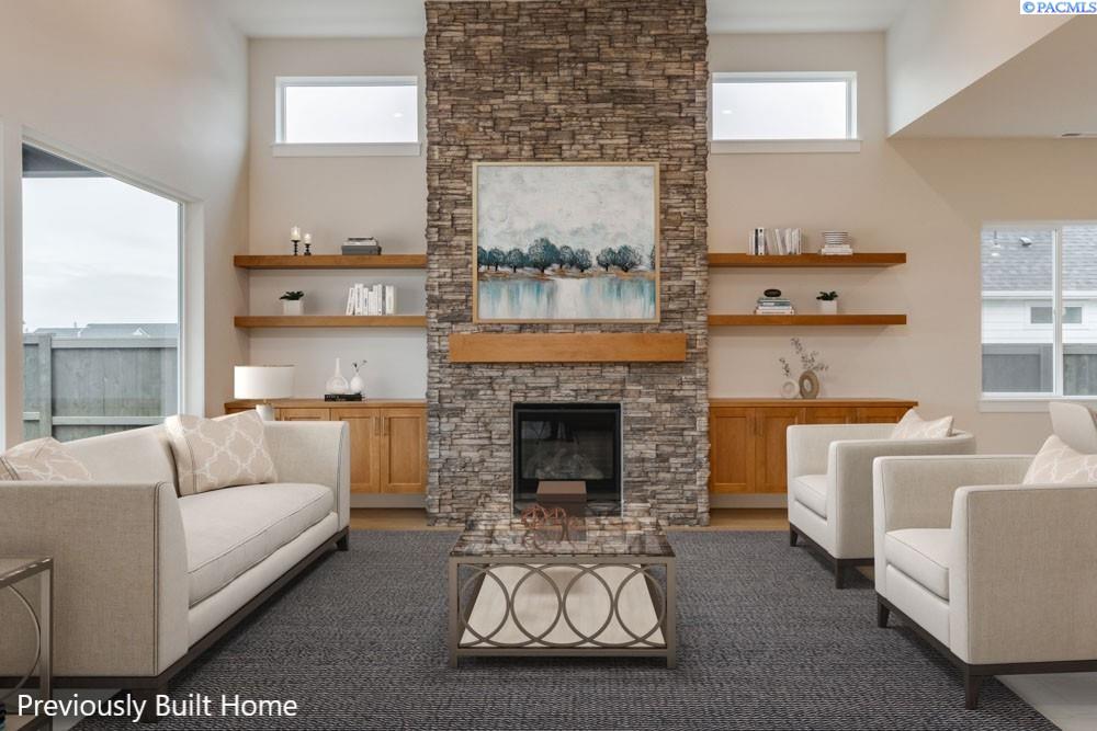 12106 Alderidge Dr, Pasco, WA 99301