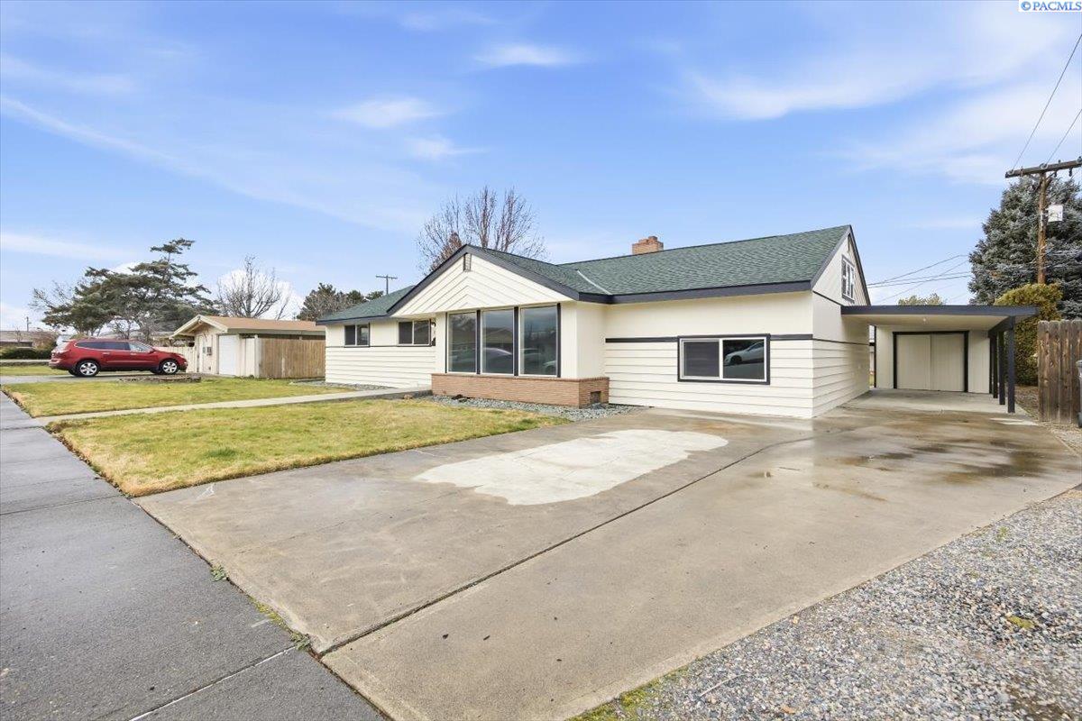 2514 Clearwater , Kennewick, WA 99336