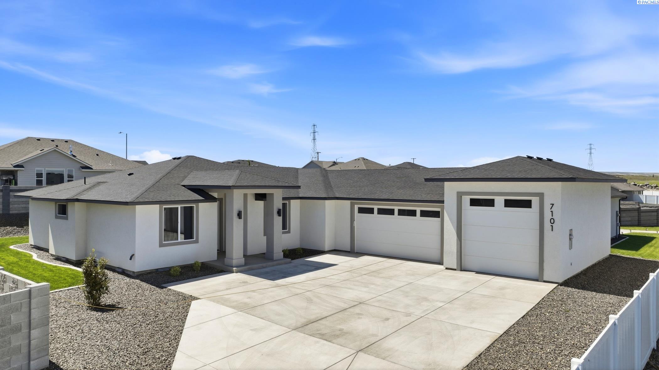 7101 34th Pl, Kennewick, WA 99338