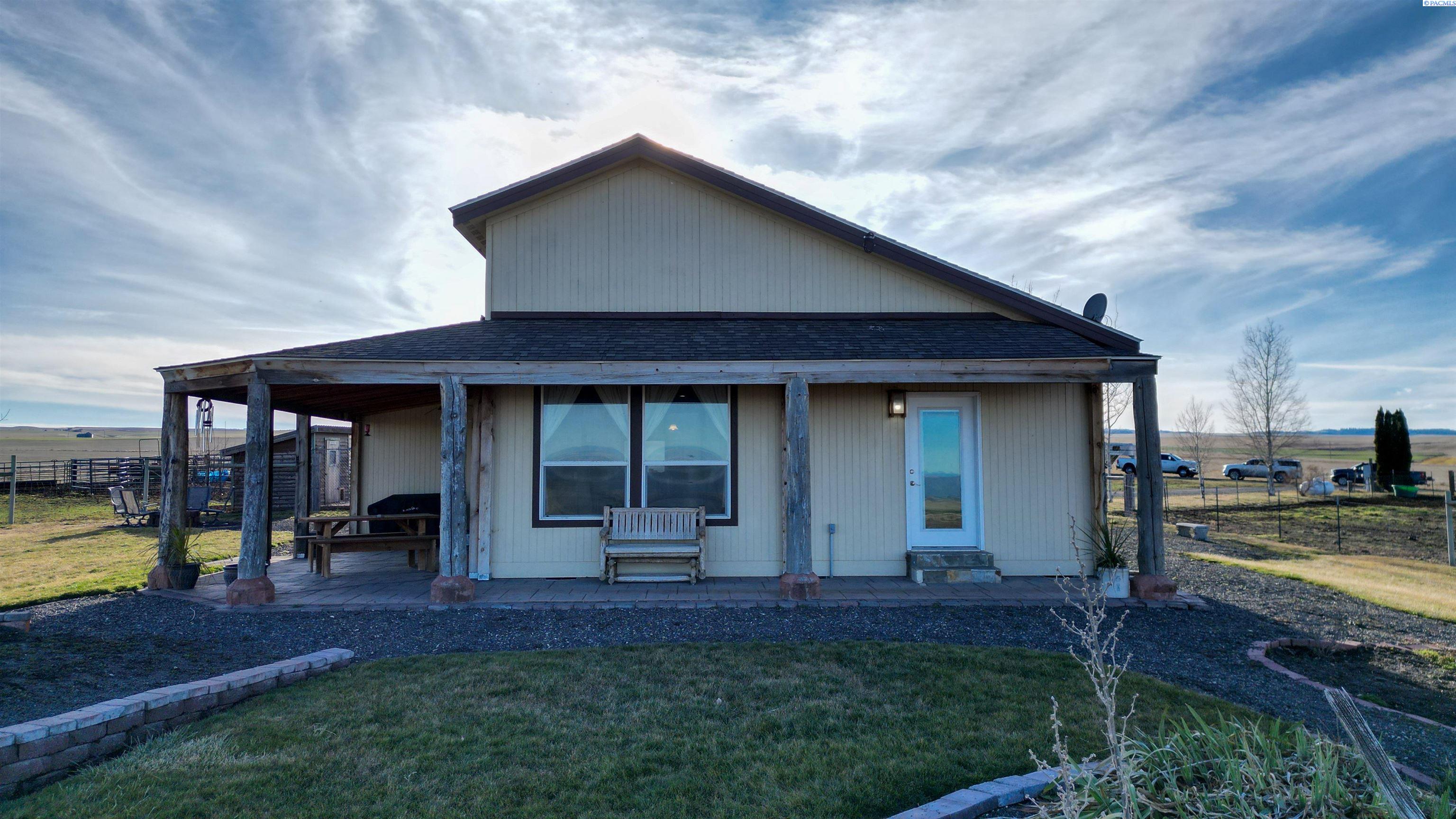 19397 Cloverland Rd, Asotin WA 99402
