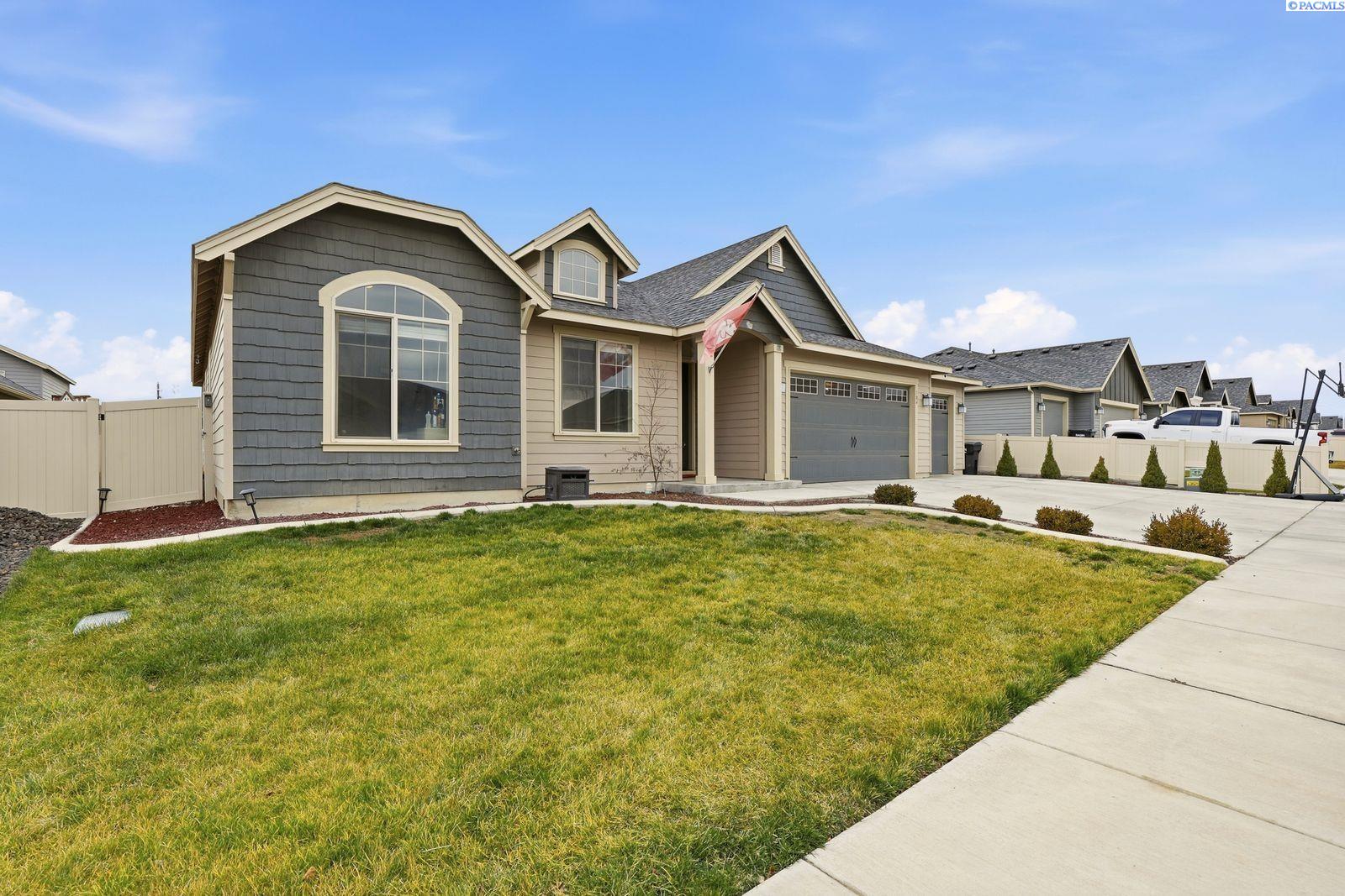104 Bravo Street, Moxee City WA 98936