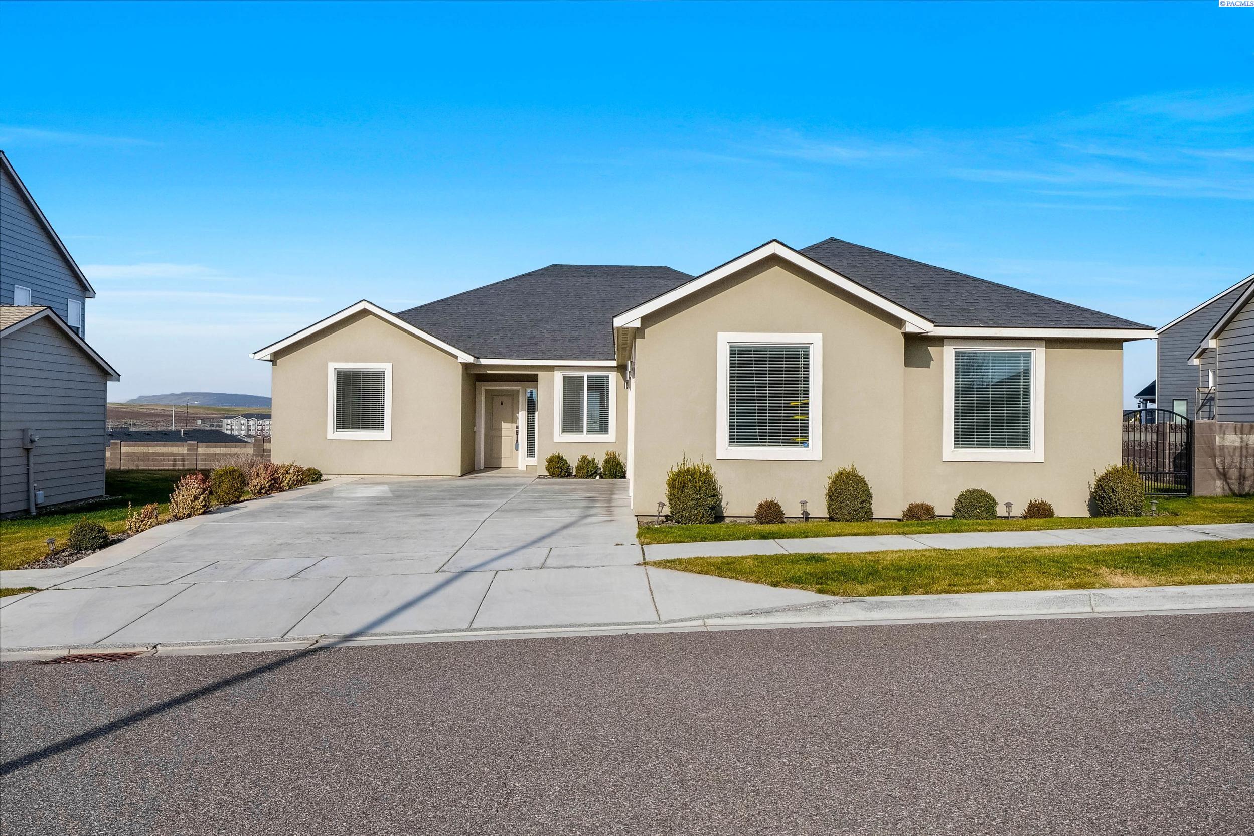 4936 Mcewan Dr, Richland, WA 99352