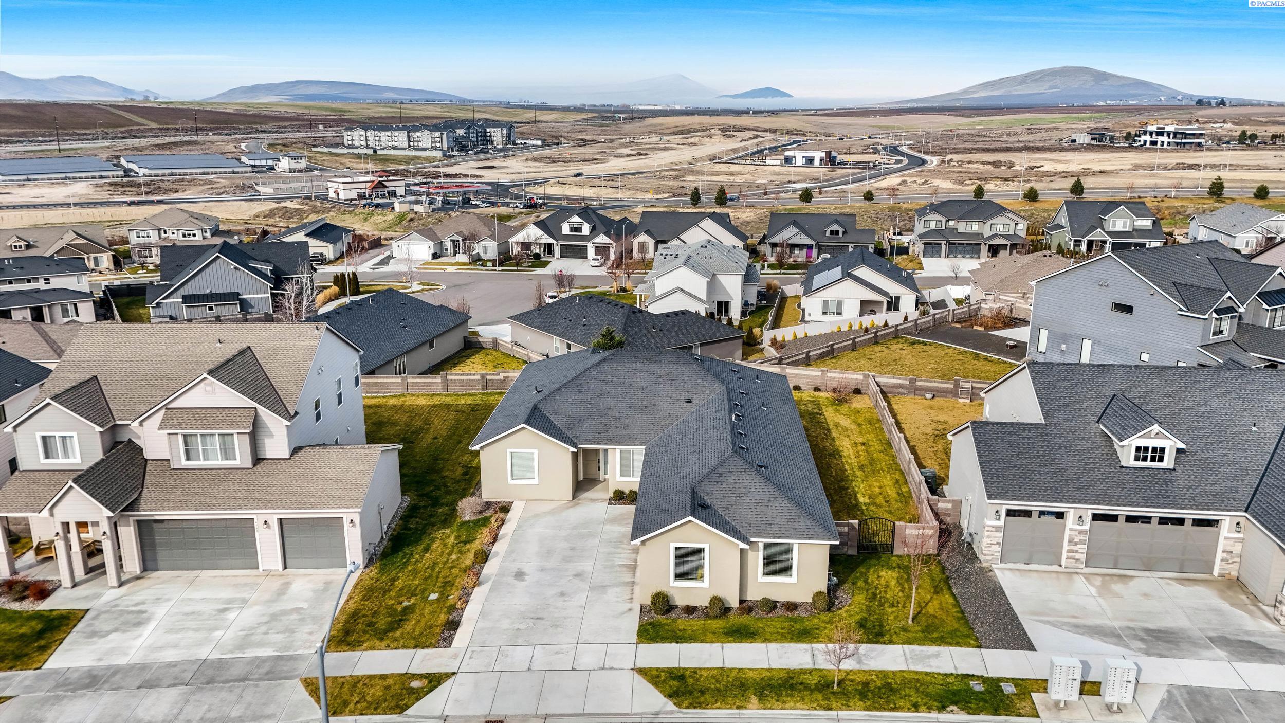 4936 Mcewan Dr, Richland, WA 99352