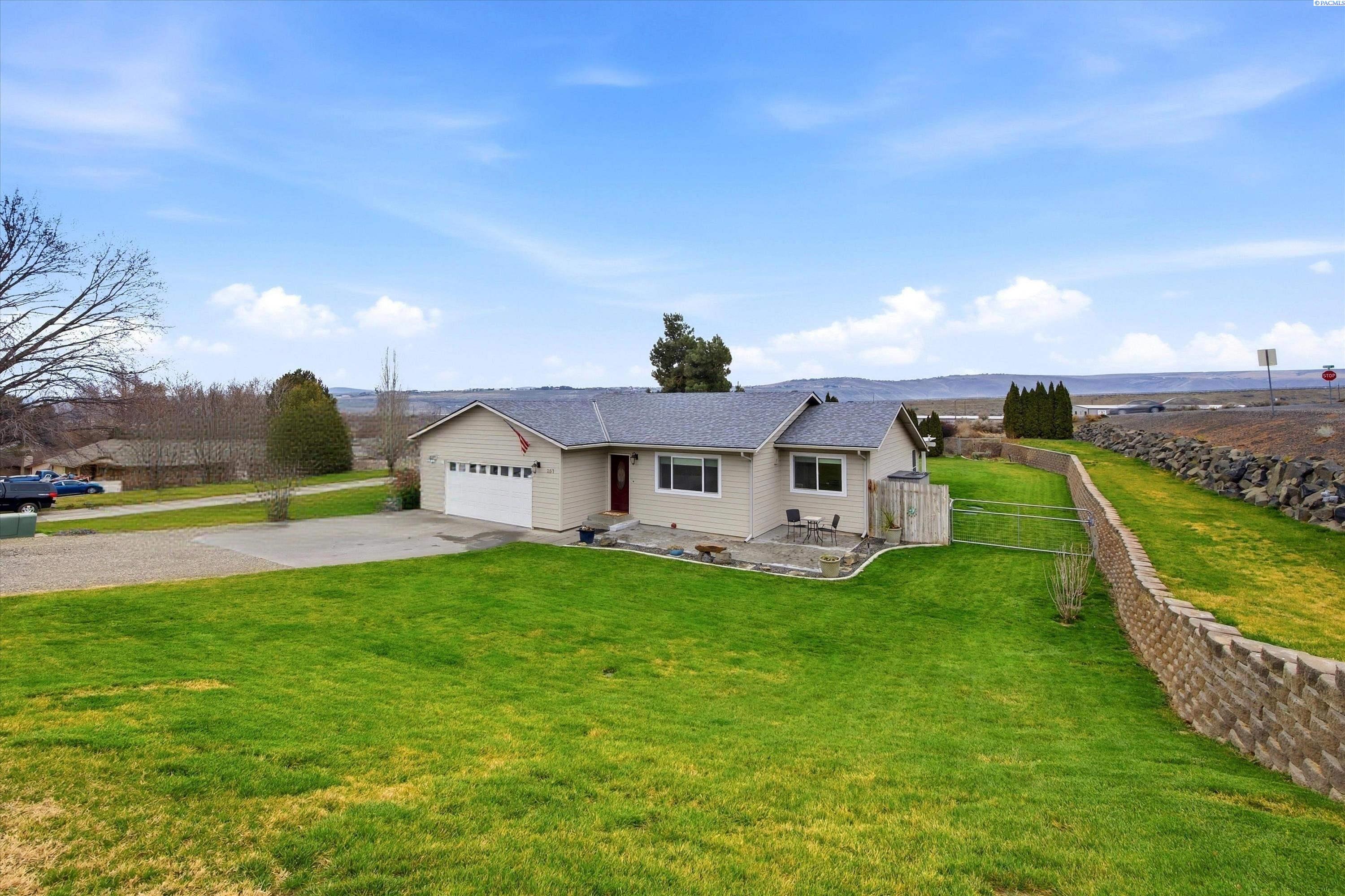 267 Mata Rd, Kennewick, WA 99338