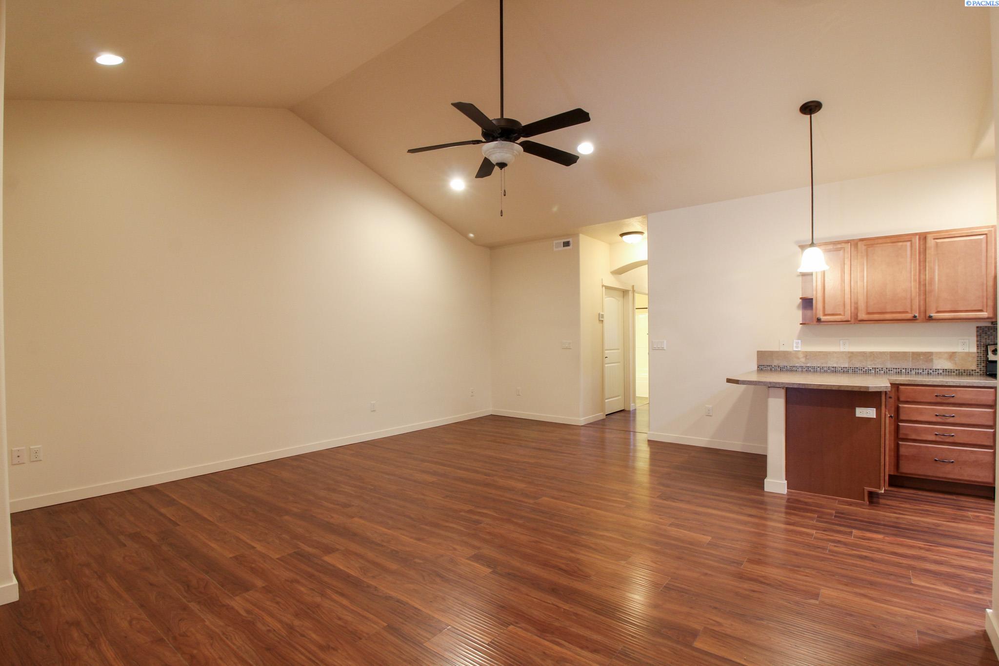 Homes for sale in Kennewick, WA | 2790 W 30Th Pl, Kennewick, WA 99337 | MLS# 290618