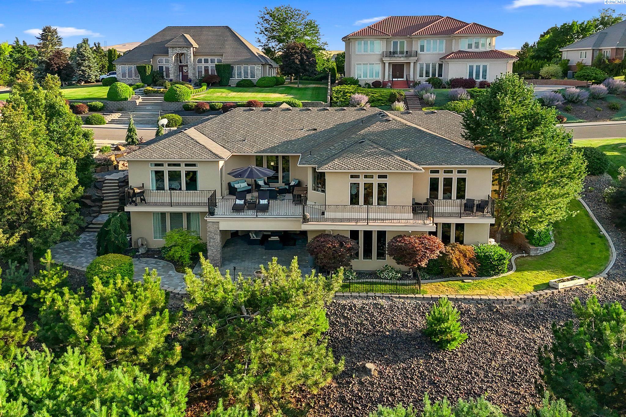 4002 W 43rd Ave, Kennewick, WA 99337