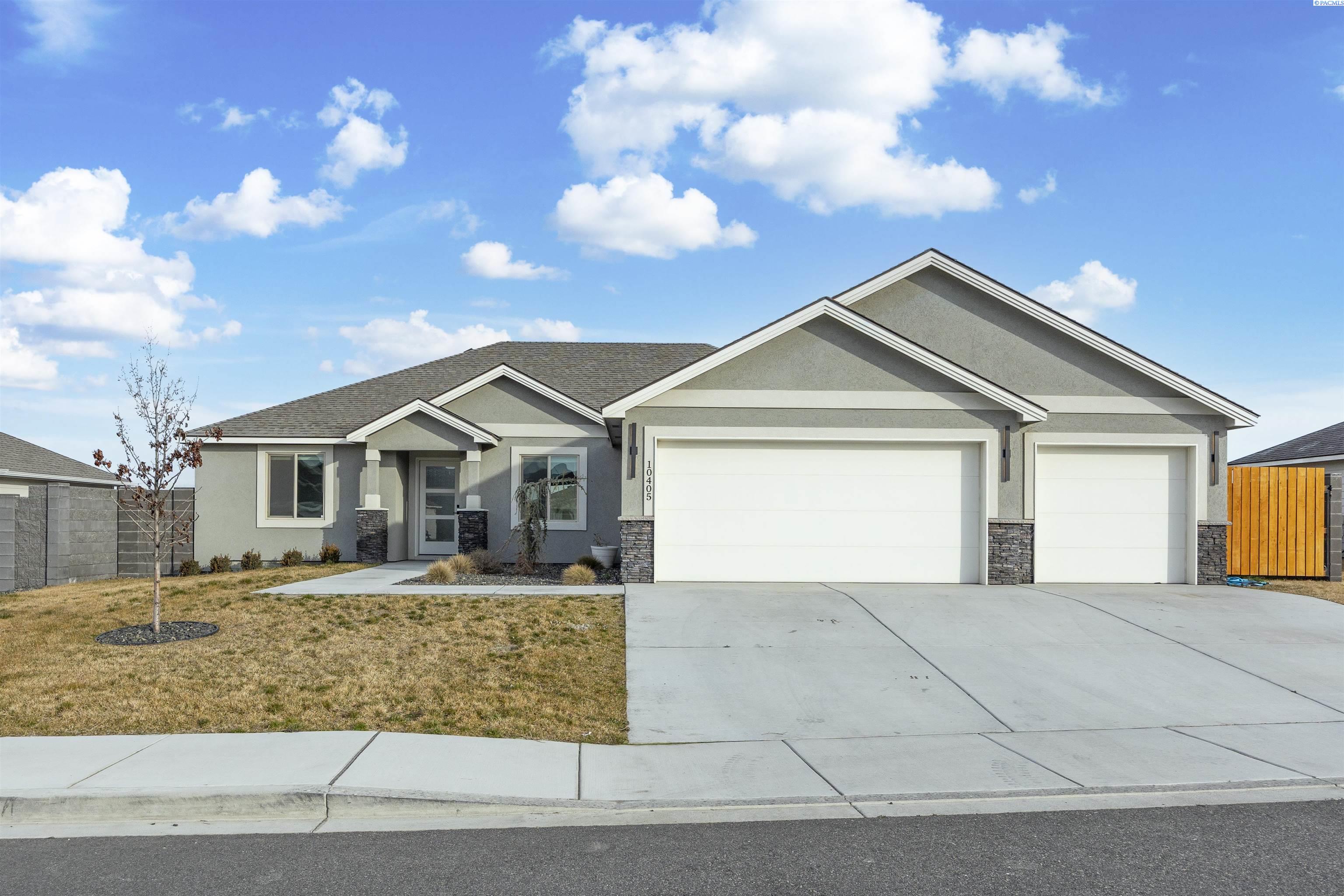 10405 Silverbright Dr, Pasco, WA 99301