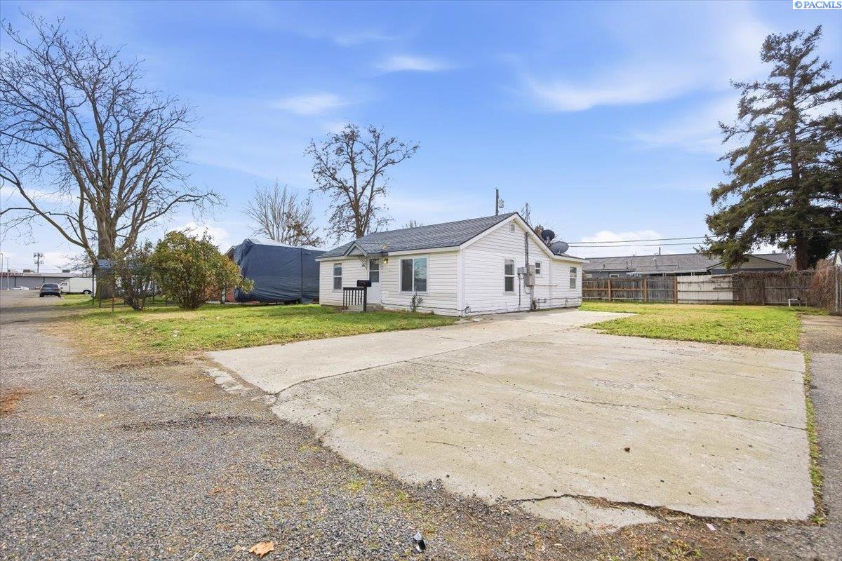 1503 4th Pl, Kennewick, WA 99336