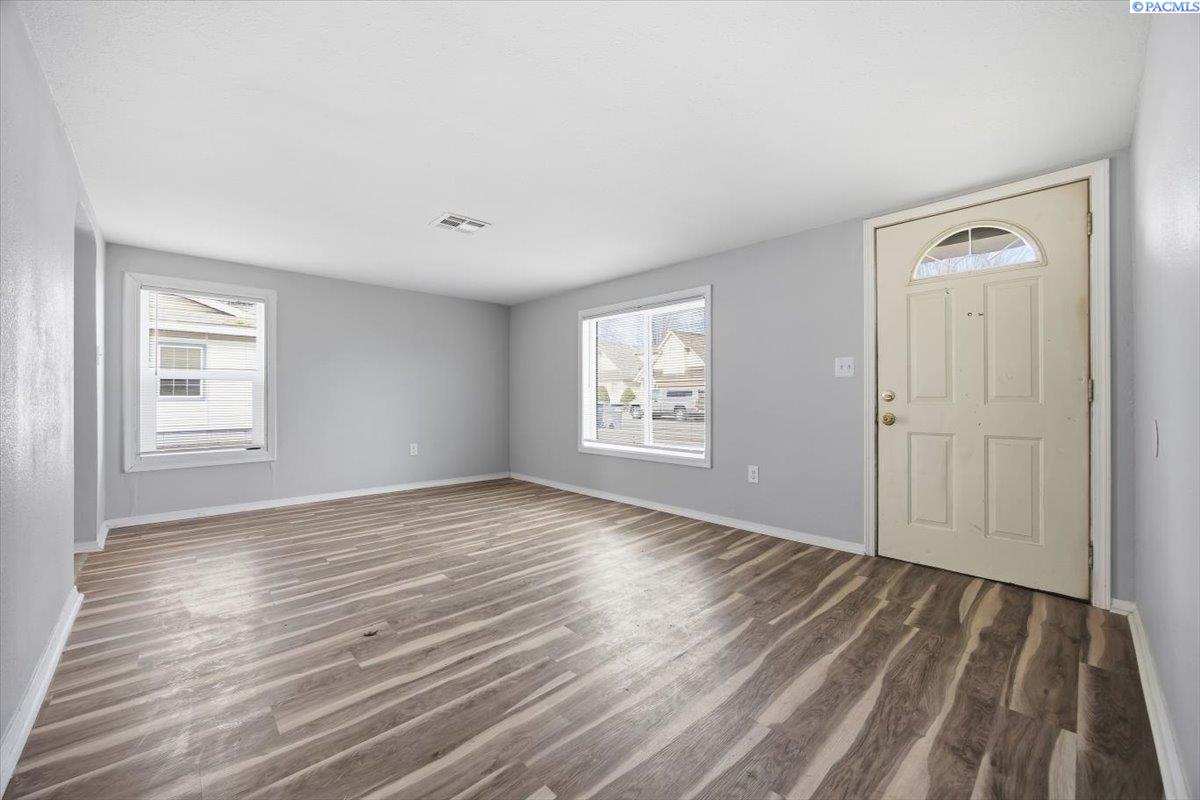 1503 4th Pl, Kennewick, WA 99336