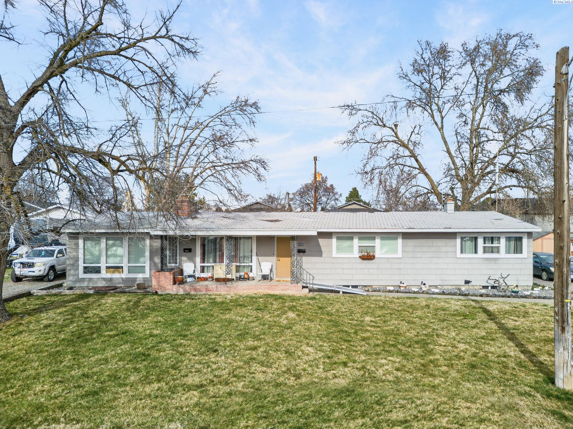 2106-2108 Trippe St, Richland, WA 99354