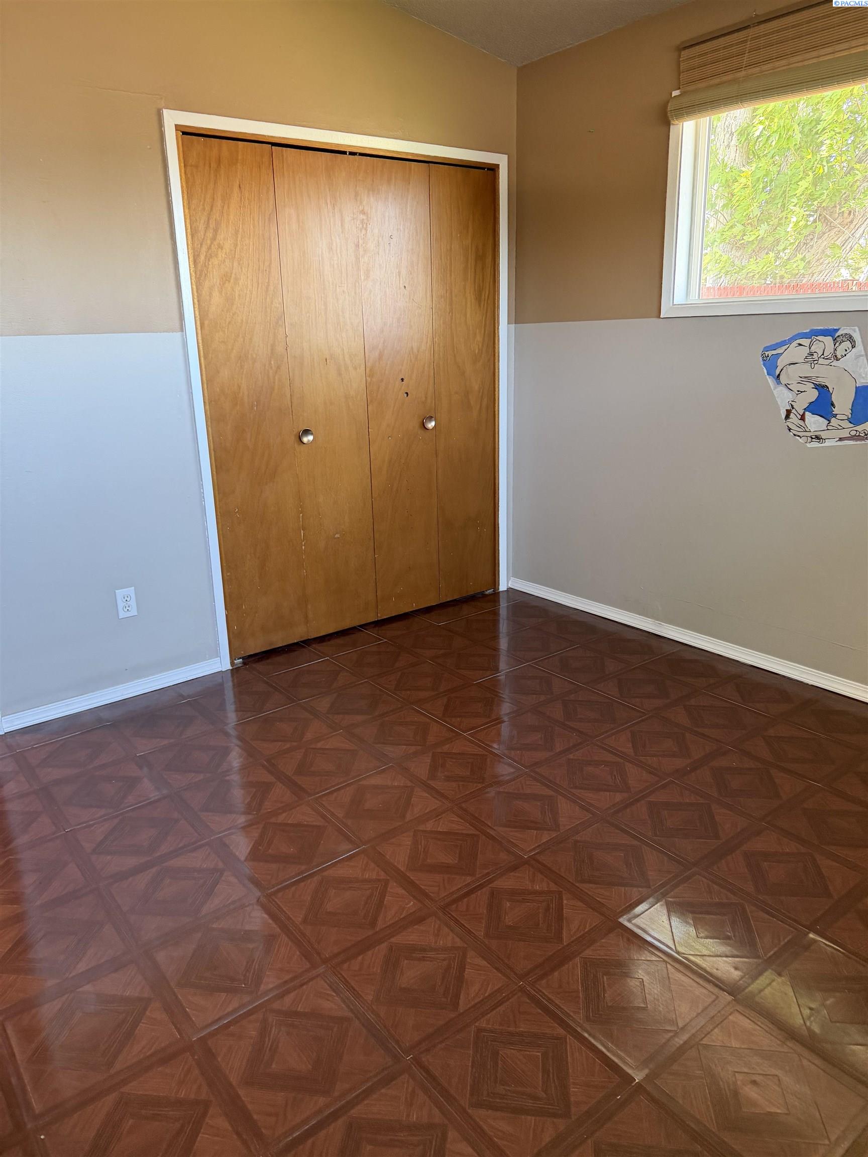 1523 Alder , Richland, WA 99354-2709