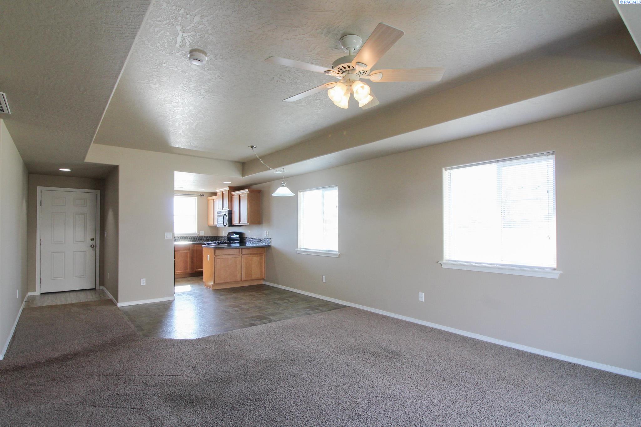 Homes for sale in Pasco, WA | 6101 Turf Paradise Dr, Pasco, WA 99301 | MLS# 290730