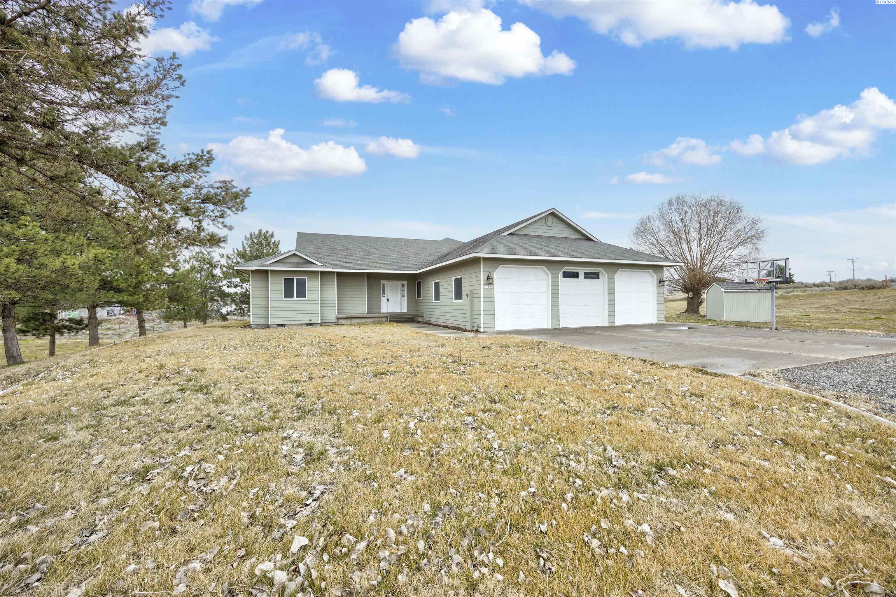 4340 Rosencrans Rd, West Richland, WA 99353