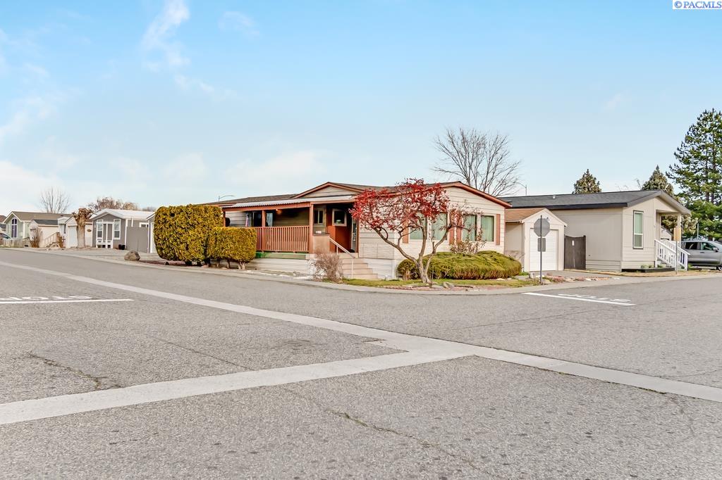 2105 Steptoe St Space 11 #11, Kennewick, WA 99336