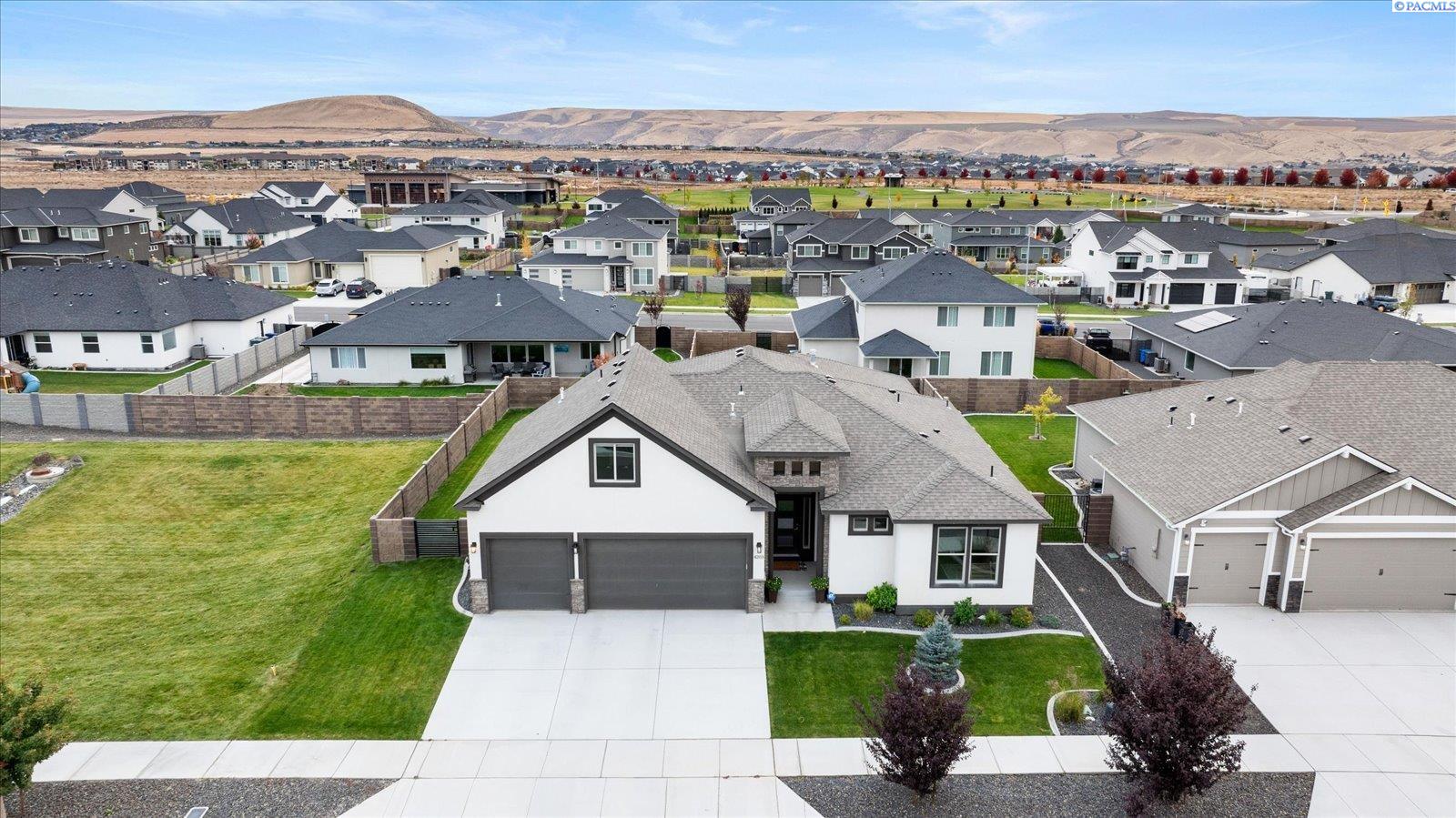 4203 Barbera St, Richland, WA 99352