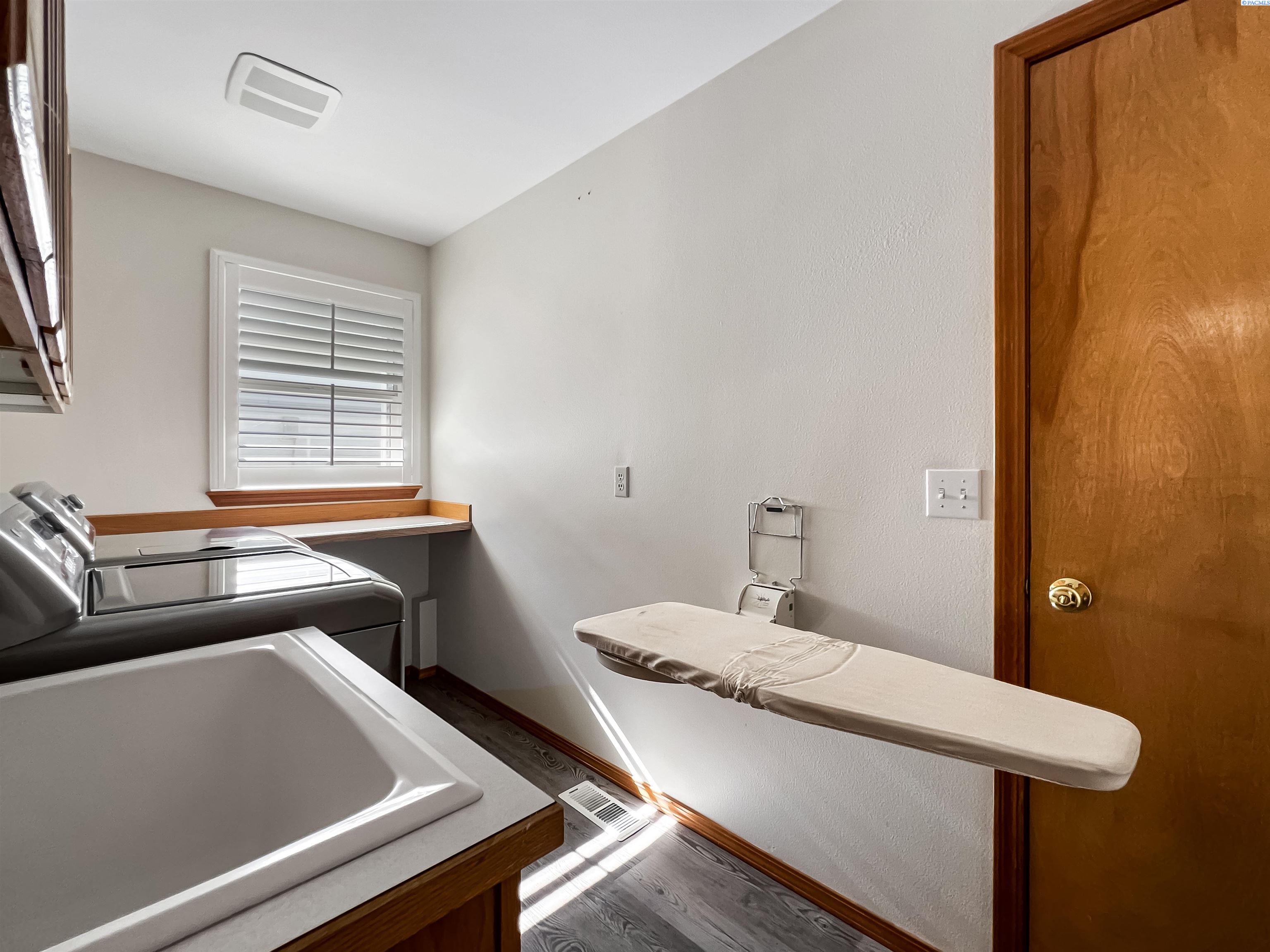 3411 Irby , Kennewick, WA 99337