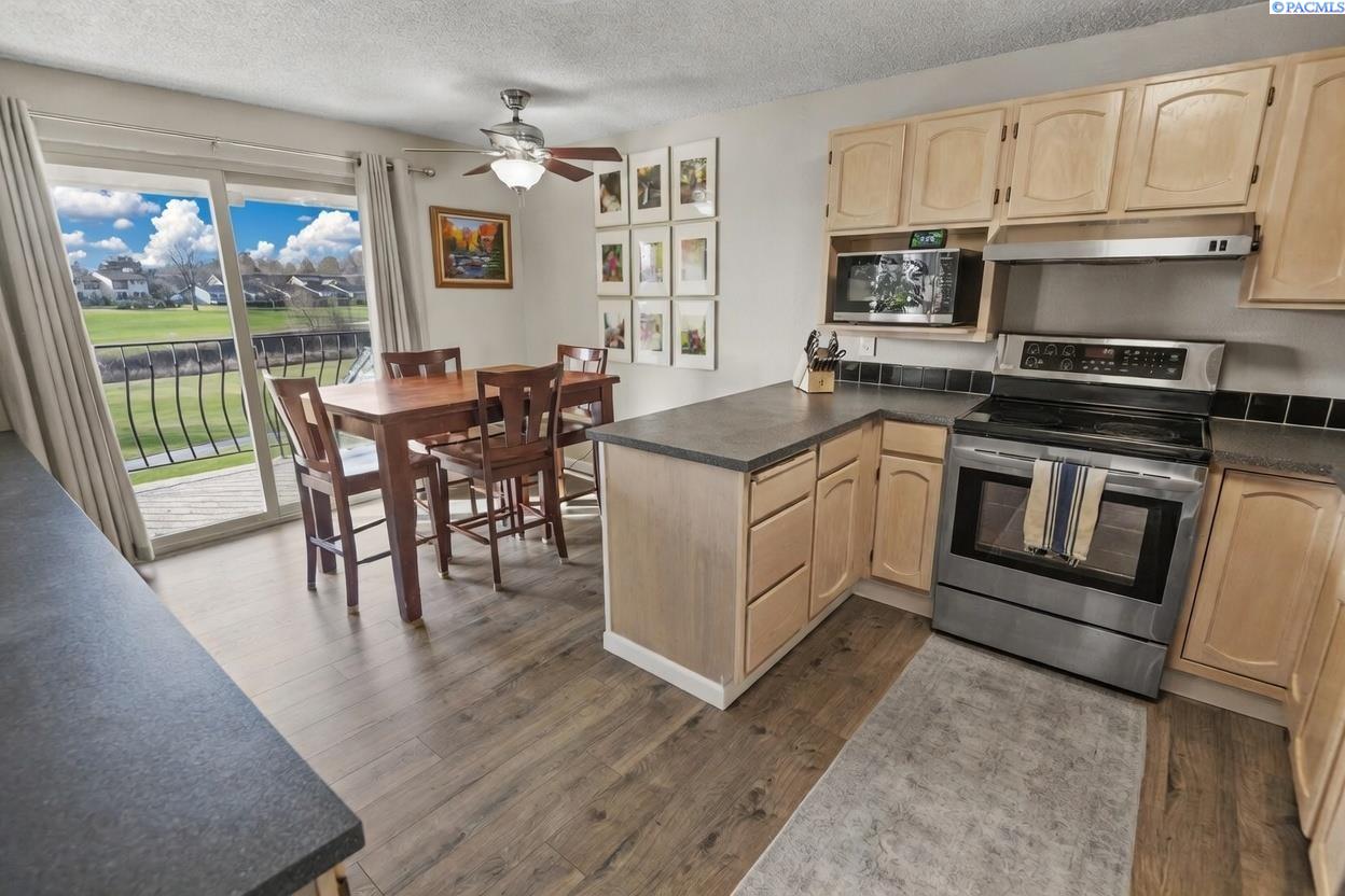 303 Gage Blvd #315, Richland, WA 99352