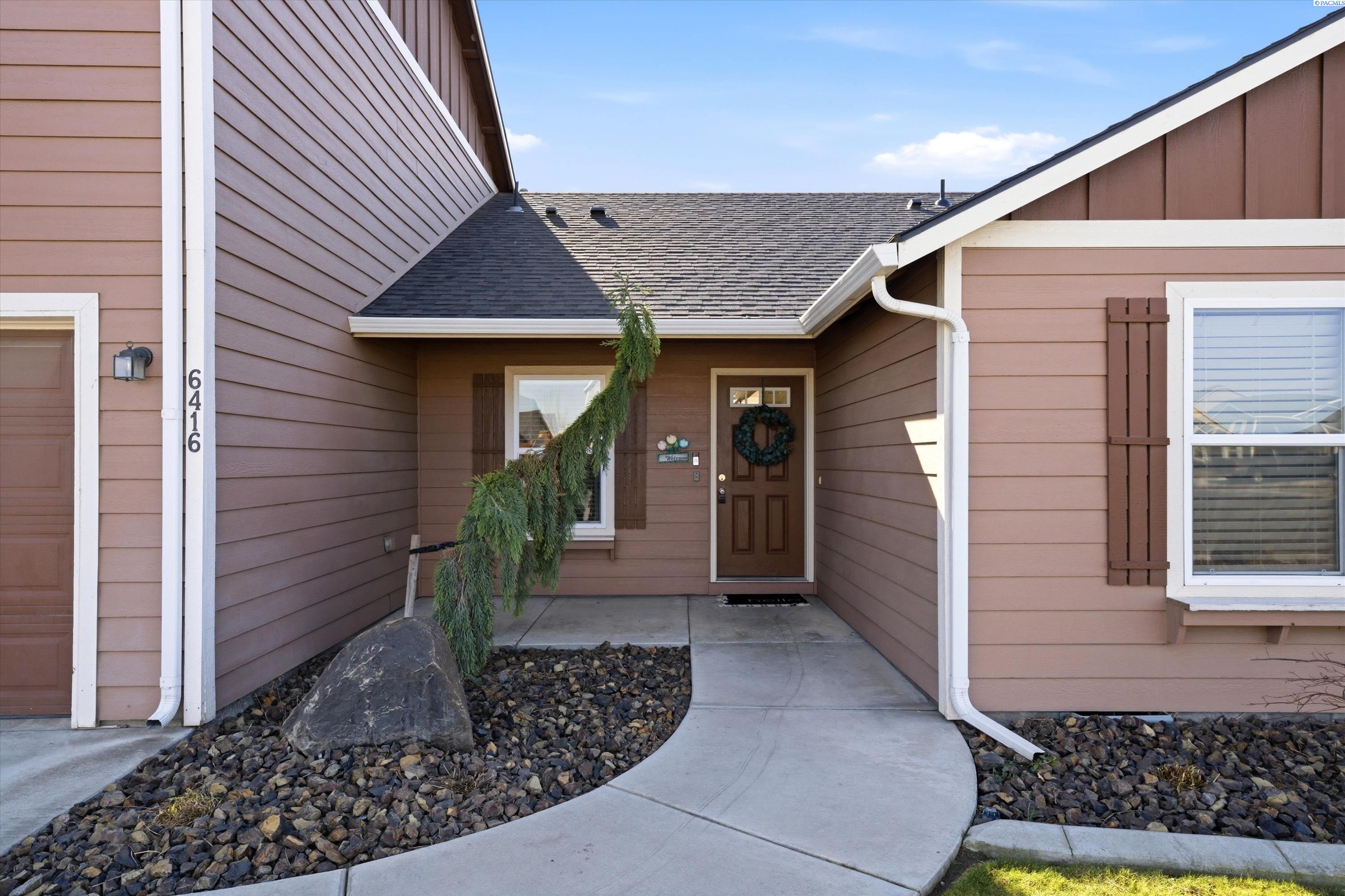 6416 Three Rivers Dr, Pasco, WA 99301