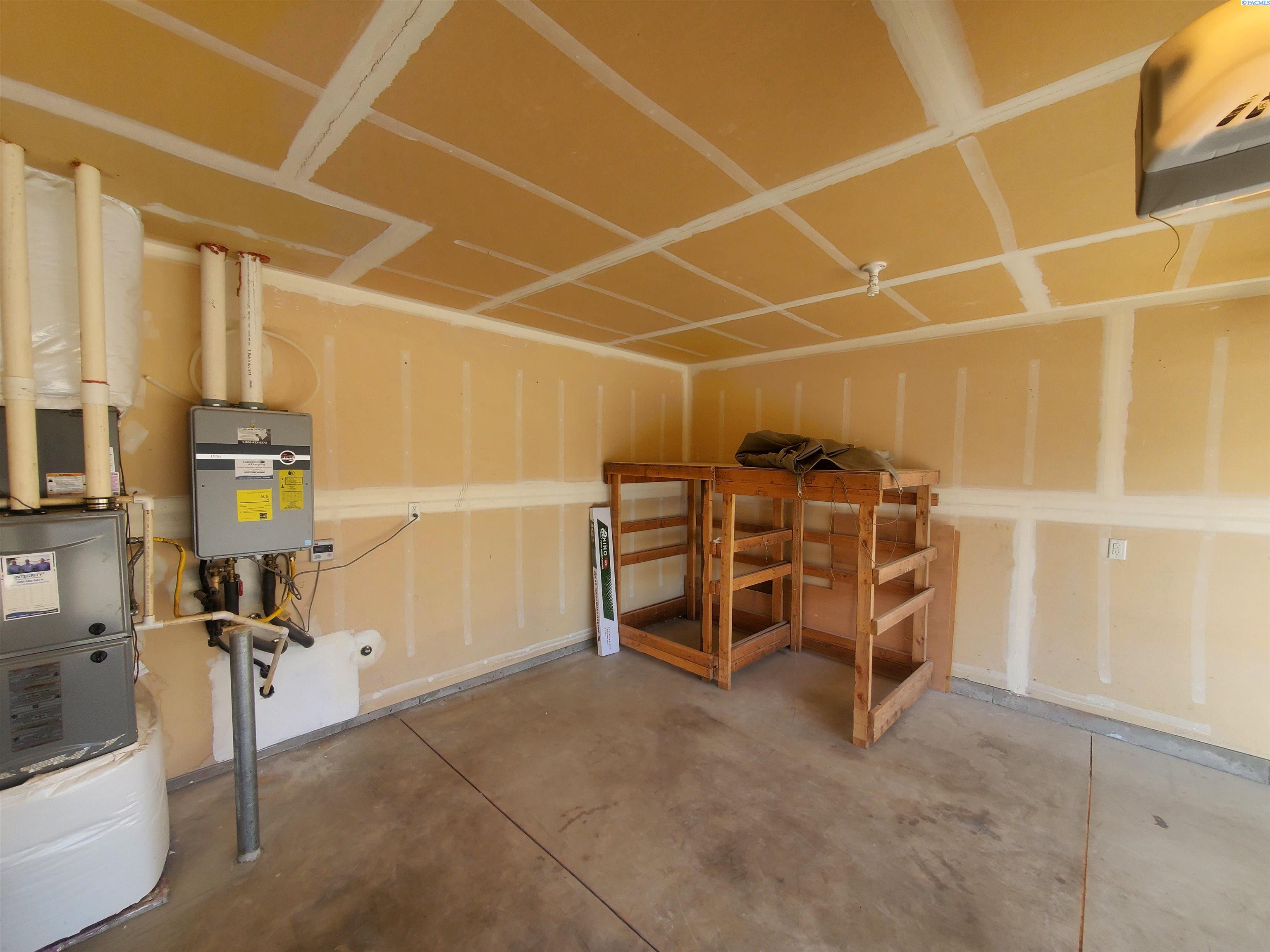 Homes for sale in Pasco, WA | 4112 Phoenix Lane, Pasco, WA 99301 | MLS# 290895