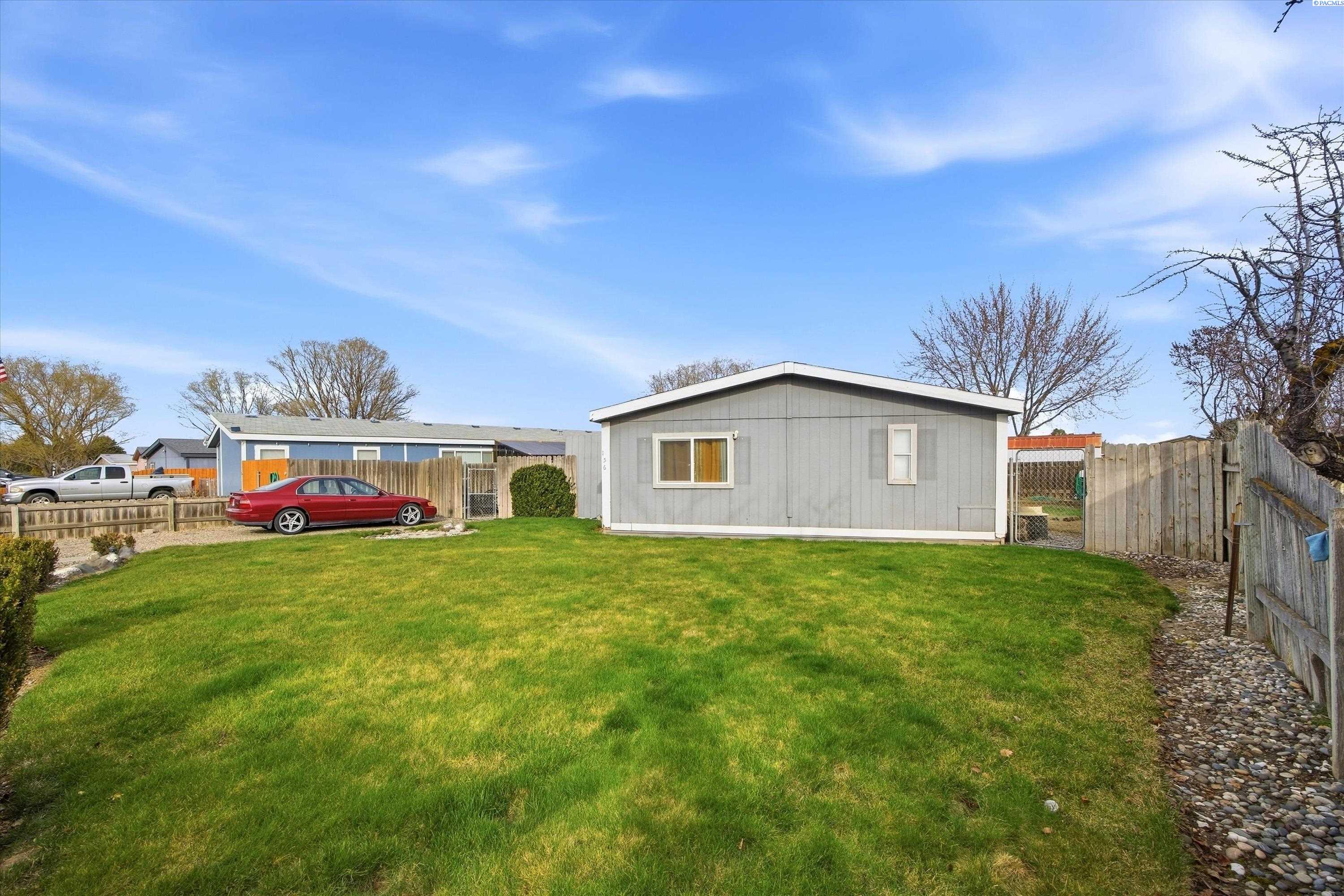 Homes for sale in Kennewick, WA | 2917 W 19Th Ave Spc 156, Kennewick, WA 99337 | MLS# 290896