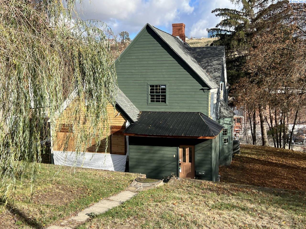 Homes for sale in Colfax, WA | 205 N West Street, Colfax, WA 99111 | MLS# 290904