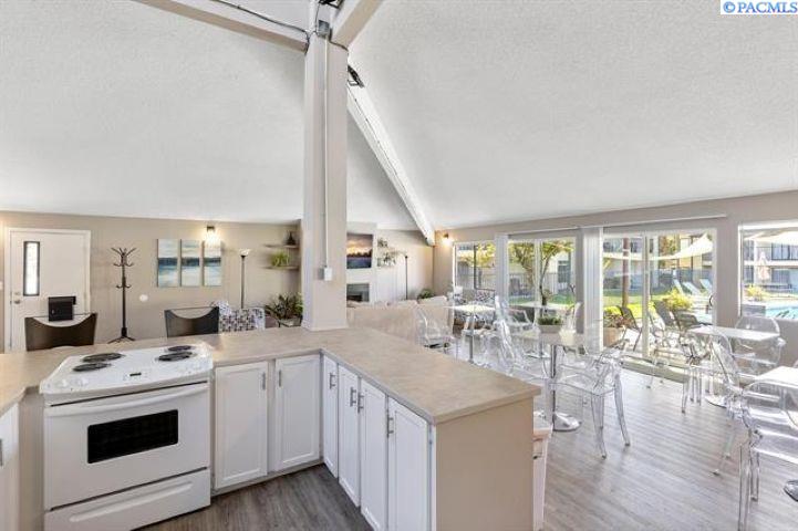 Homes for sale in Richland, WA | 303 Gage #321, Richland, WA 99352 | MLS# 290907