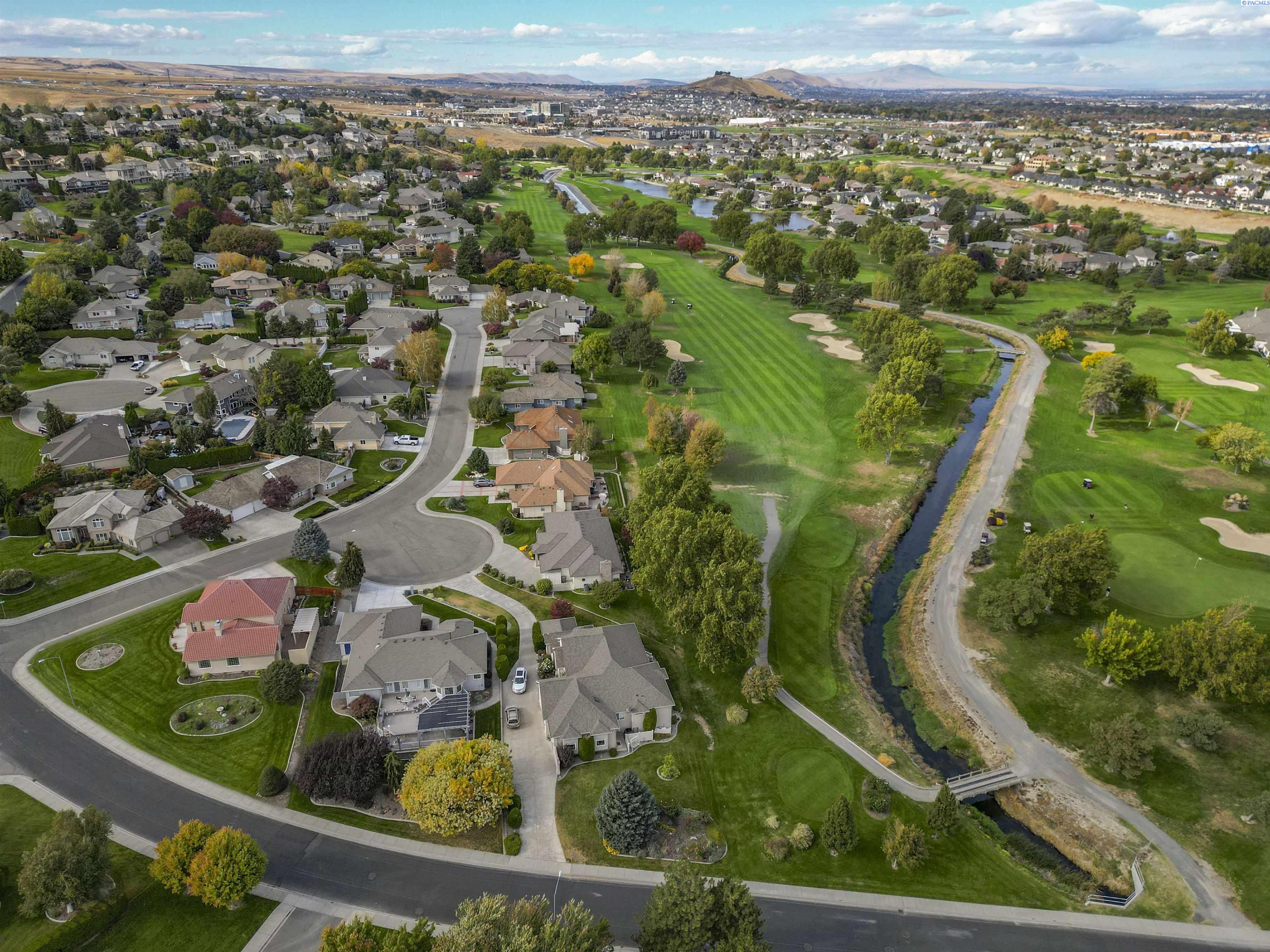 3906 Morain Loop, Kennewick, WA 99337