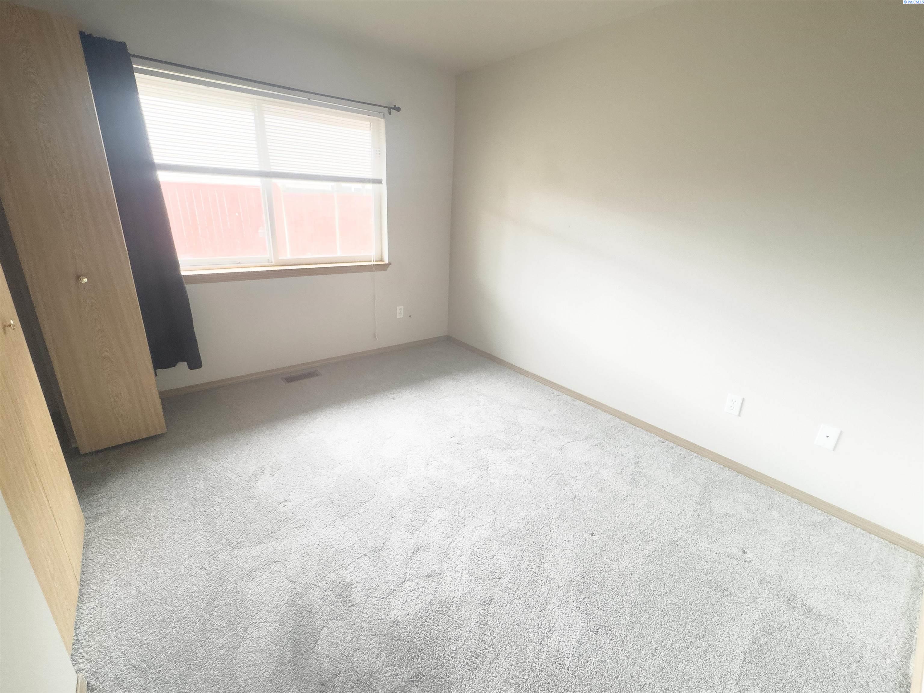 Homes for sale in Pullman, WA | 405 Nw Terre View Dr, Pullman, WA 99163 | MLS# 290928