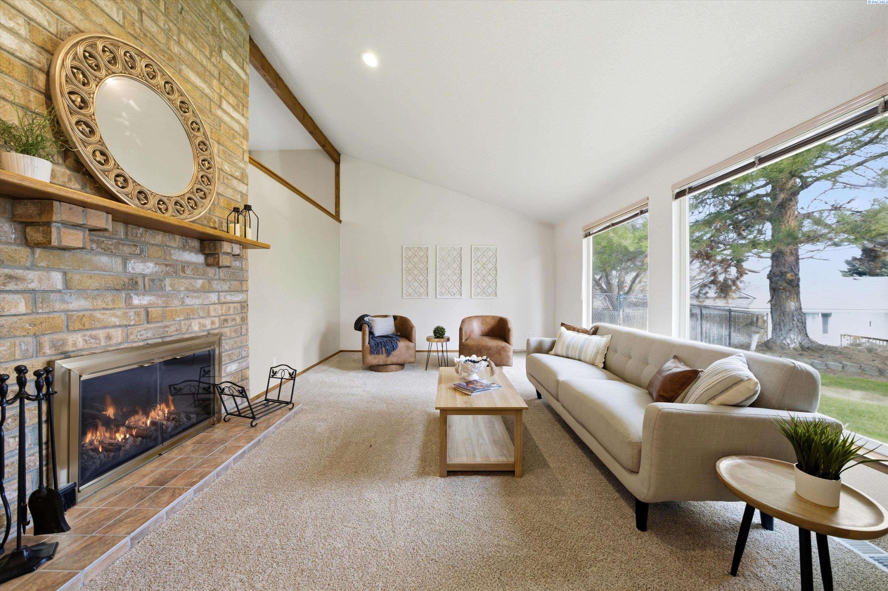 124 Travis Ct, Kennewick, WA 99338