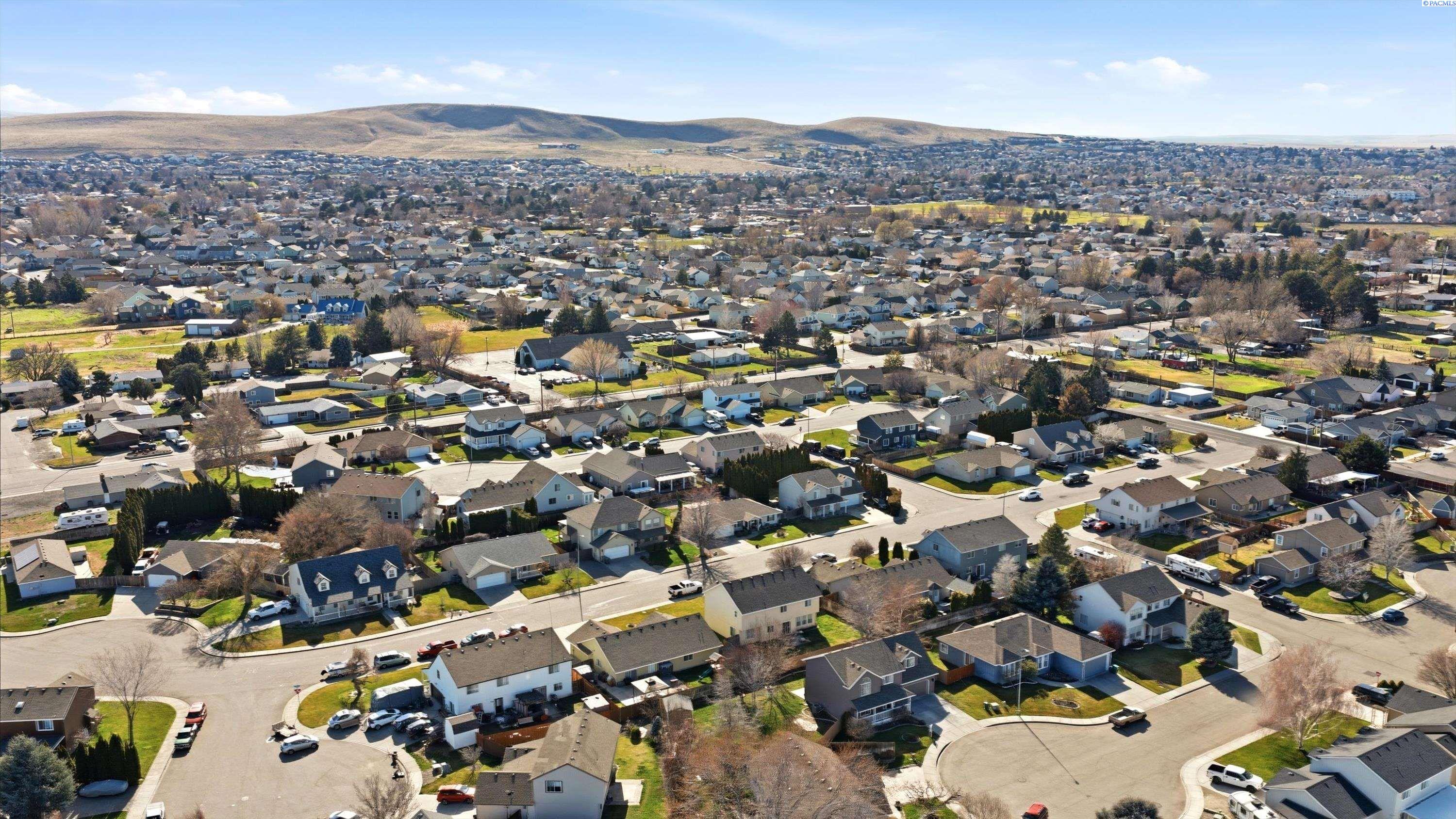 1615 24th Pl, Kennewick, WA 99337