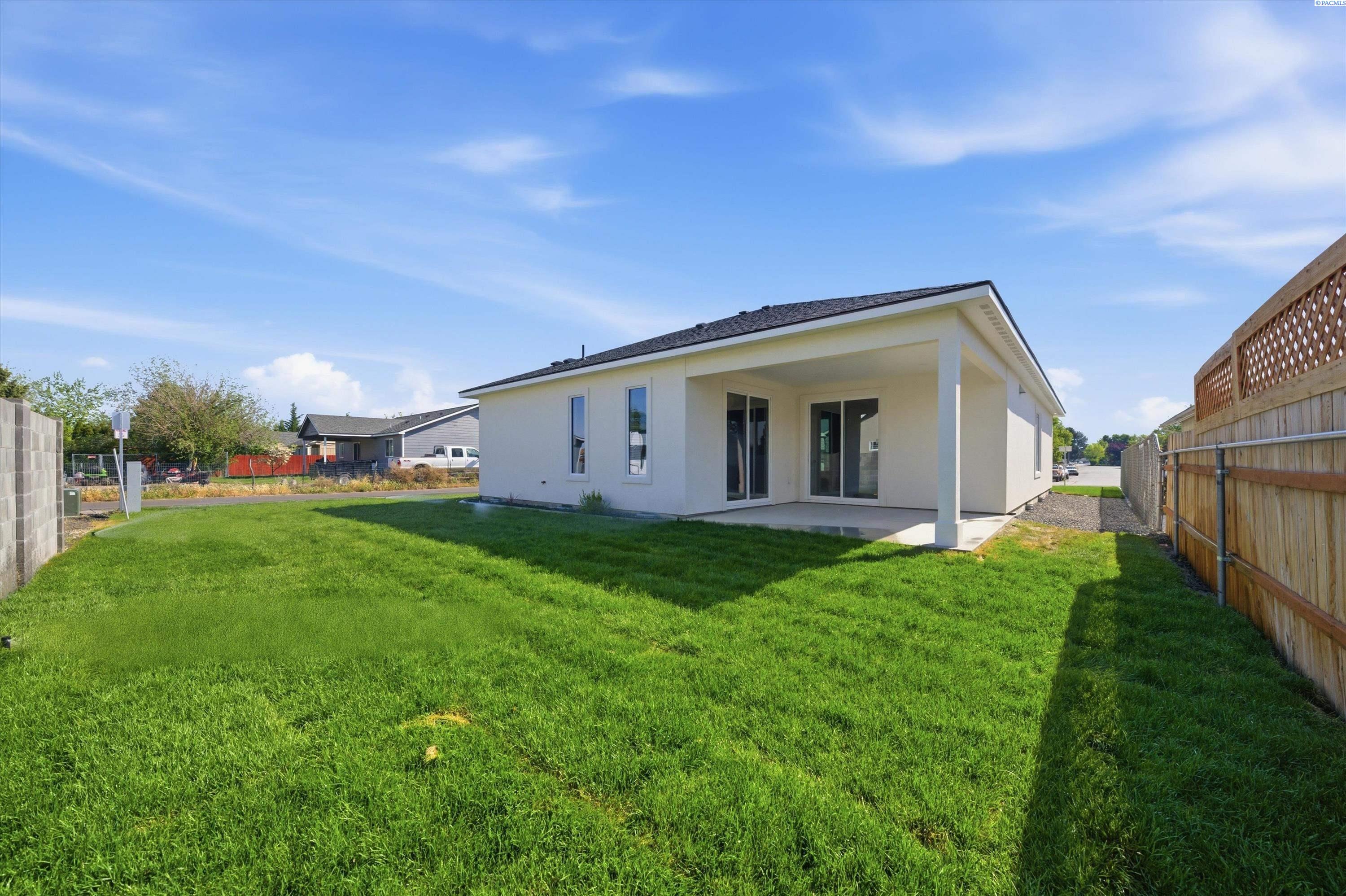 1302 Rd 42 , Pasco, WA 99301