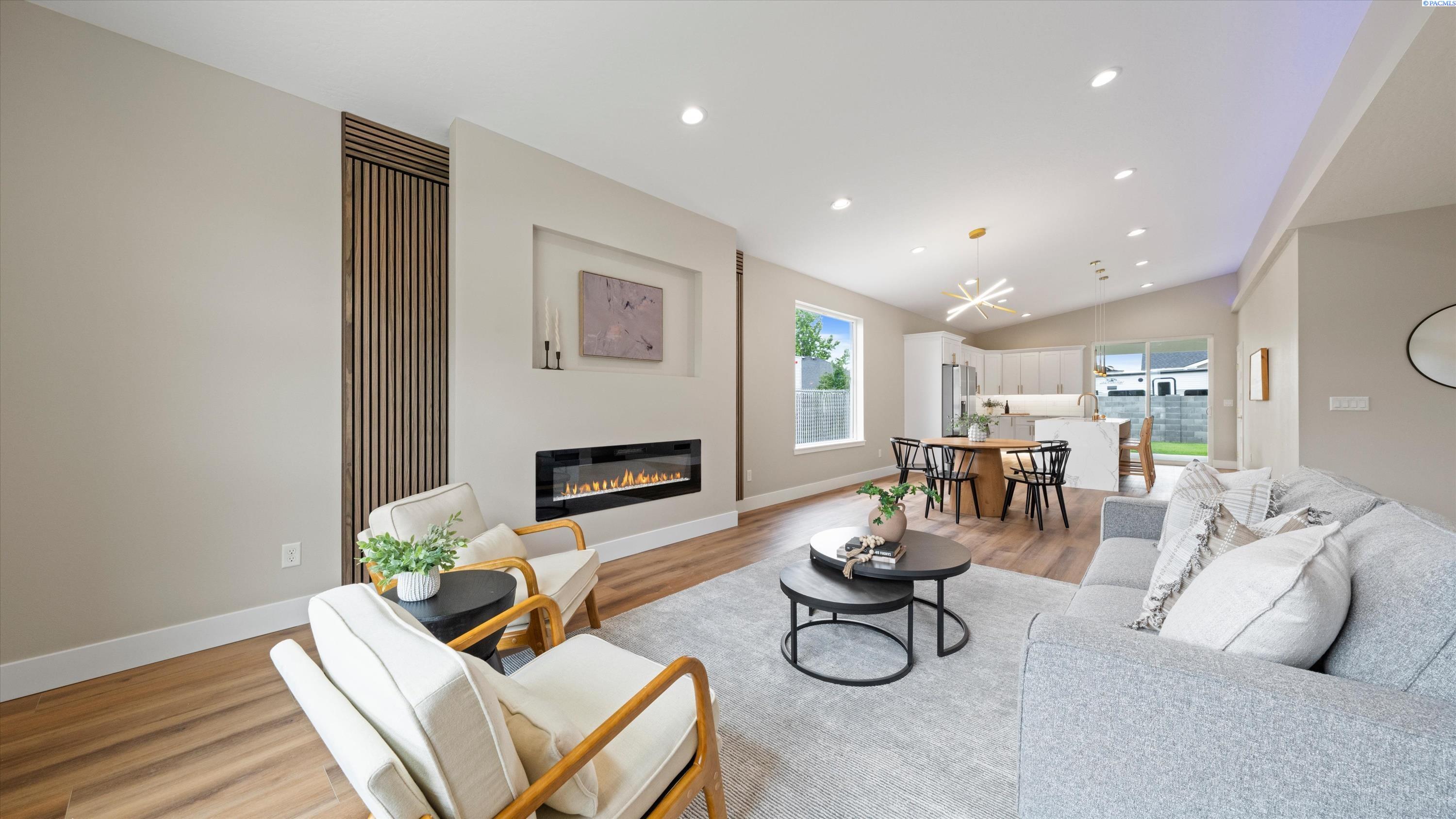 1302 Rd 42 , Pasco, WA 99301