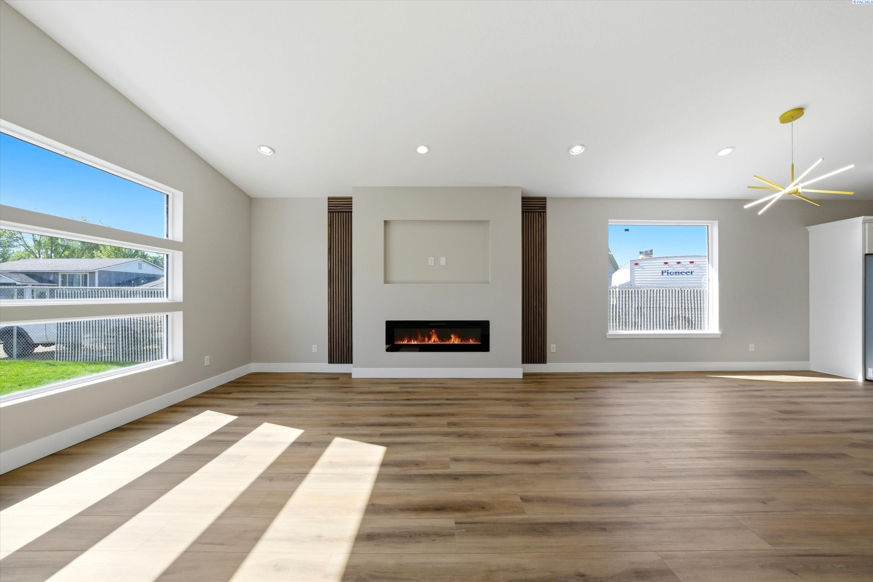 1302 Rd 42 , Pasco, WA 99301