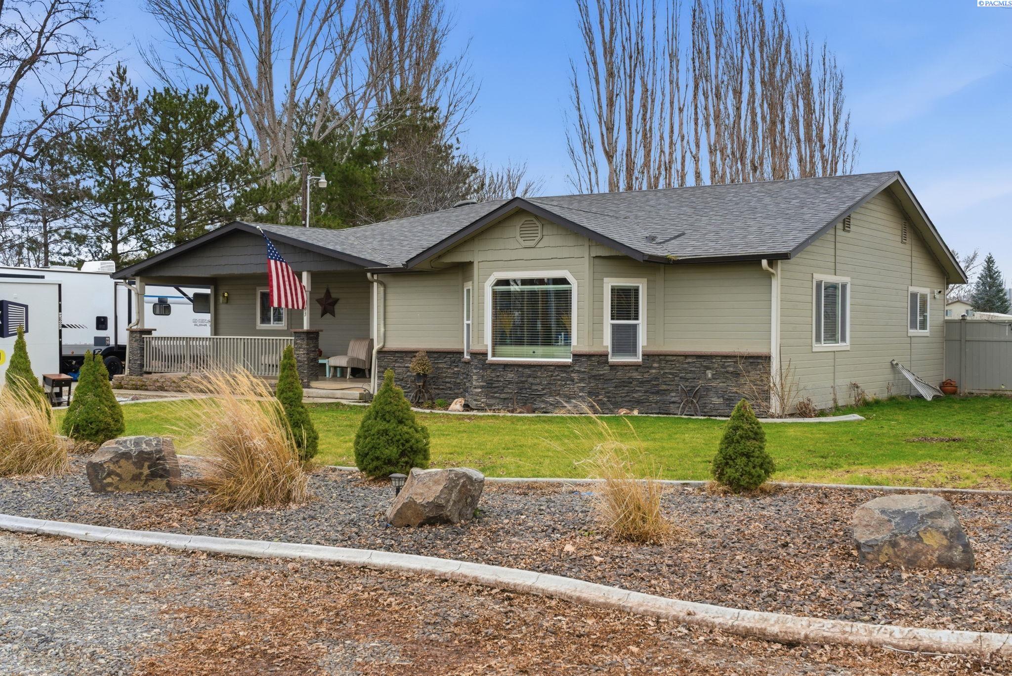 Homes for sale in Benton City, WA | 5603 E Hamilton Rd, Benton City, WA 99320 | MLS# 290980