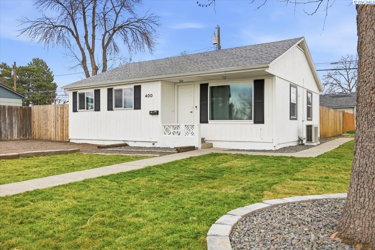 Homes for sale in Richland, WA | 400 Smith Ave, Richland, WA 99352 | MLS# 290991