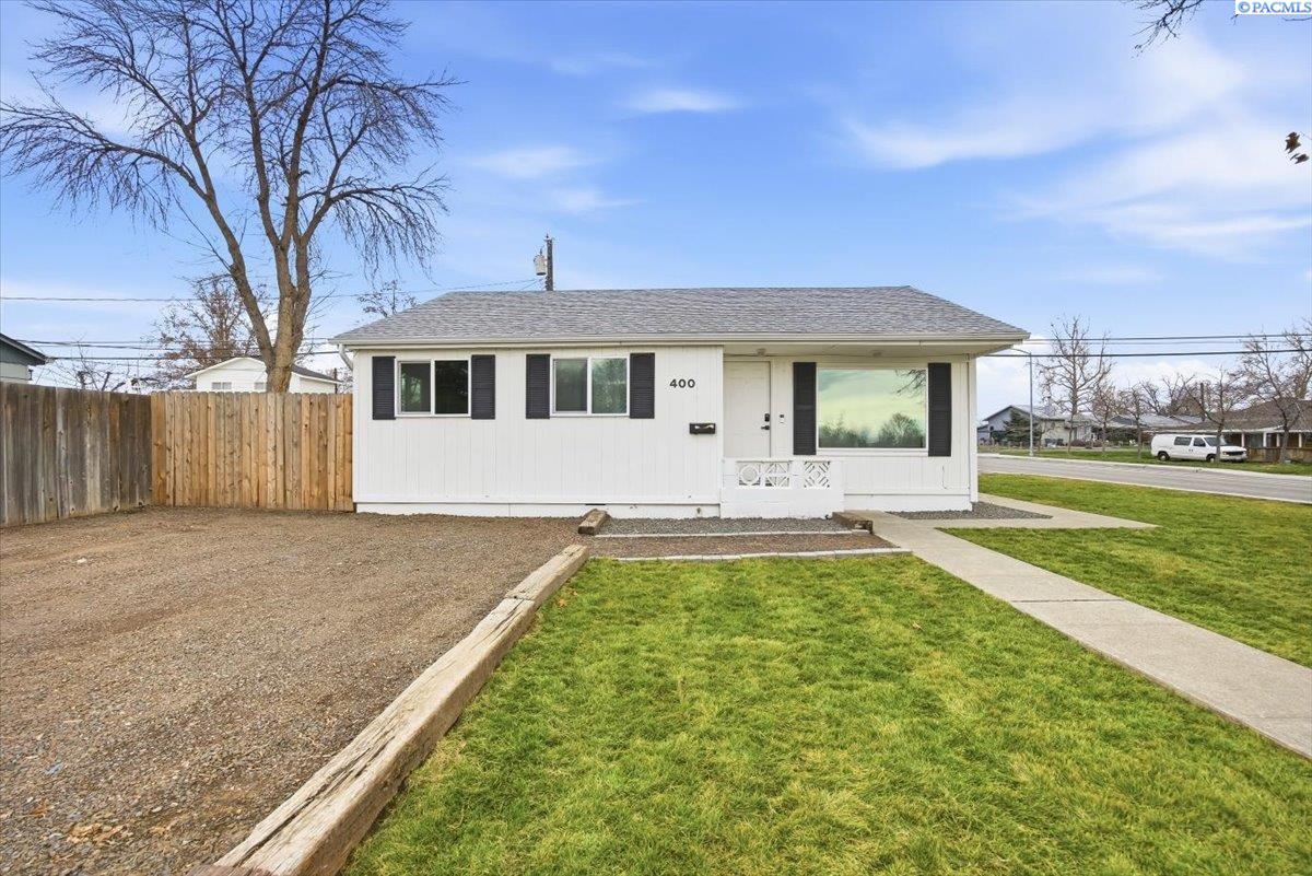 Homes for sale in Richland, WA | 400 Smith Ave, Richland, WA 99352 | MLS# 290991