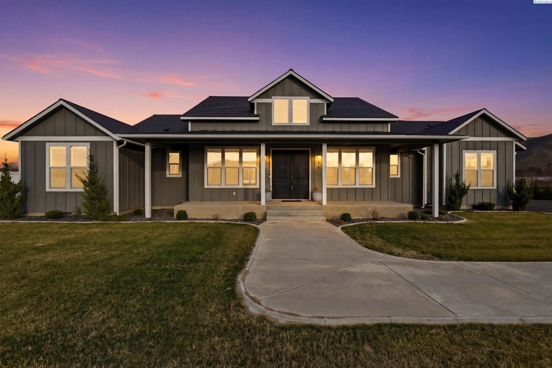 9108 Moore Rd, Prosser, WA 99350