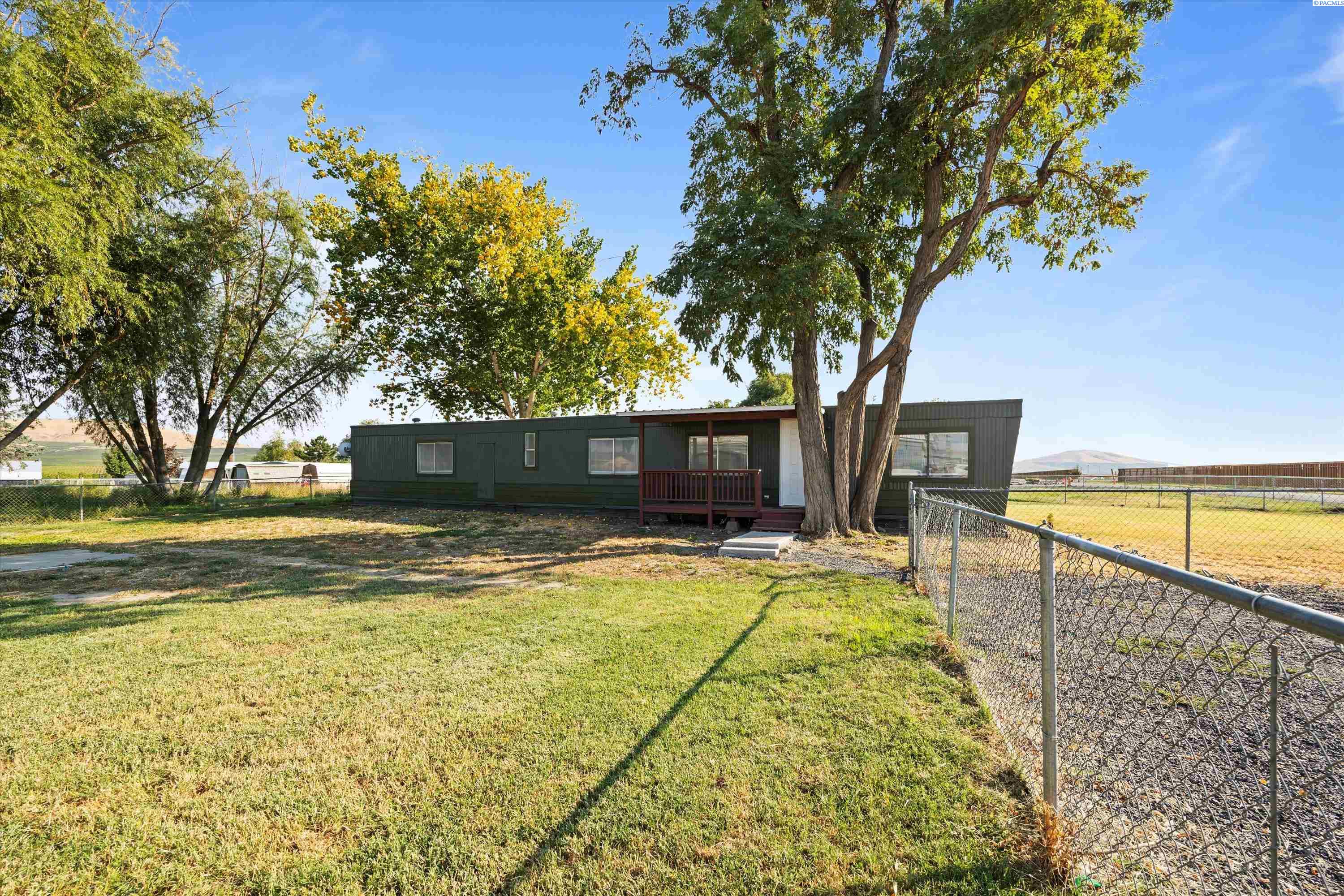 Homes for sale in Benton City, WA | 31404 E Kennedy Rd, Benton City, WA 99320 | MLS# 291001